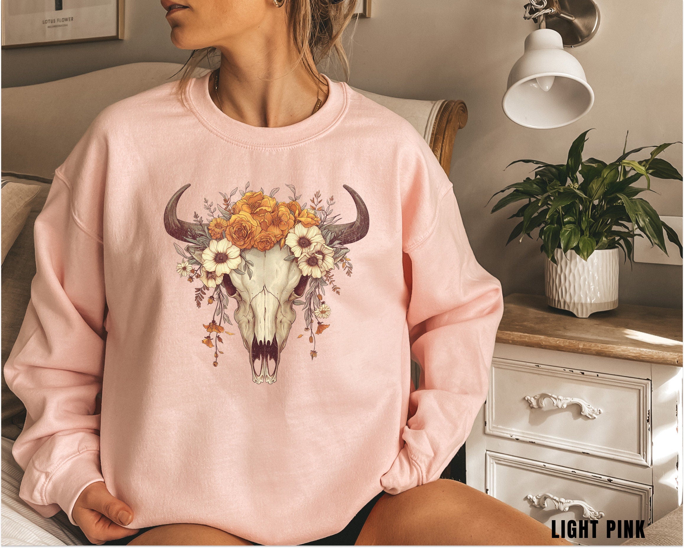 Boho Country Sweatshirt, Longhorn Shirt, Wild West Shirt, Outdoor Sweatshirt, Cowgirl Boho, Cowboy Shirt, Country Music Shirt, Gift GF