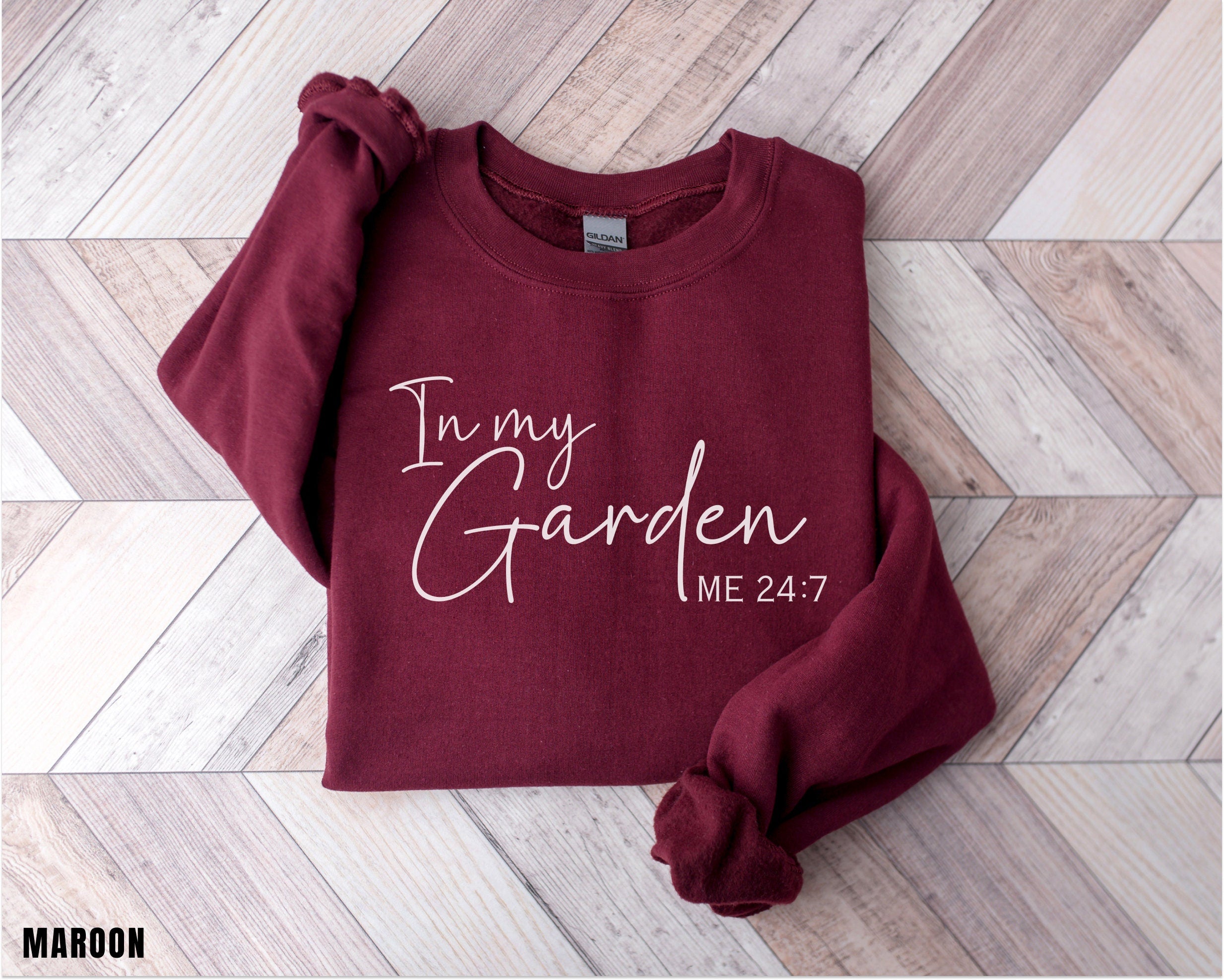Plant Lady Sweatshirt,Plant Lover Gift,Gardening Shirt,Plant Mom Shirt,Gardening Shirt,Gift For Her,Women Sweatshirt, Funny Gardening