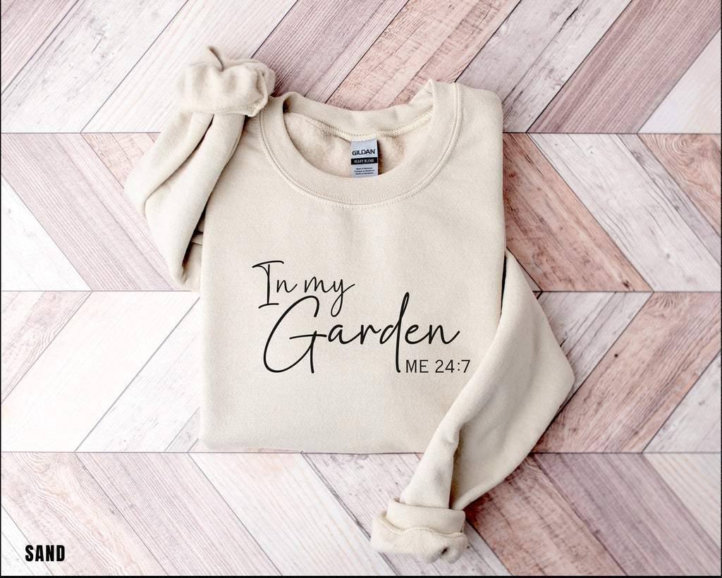 Plant Lady Sweatshirt,Plant Lover Gift,Gardening Shirt,Plant Mom Shirt,Gardening Shirt,Gift For Her,Women Sweatshirt, Funny Gardening