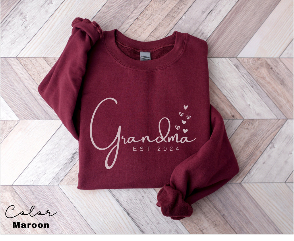 Personalized Grandma Est Sweatshirt, Custom Grandma Crewneck, Gift for Grandma, Grandma est 2024, Pregnancy Announcement, Grandma Gift