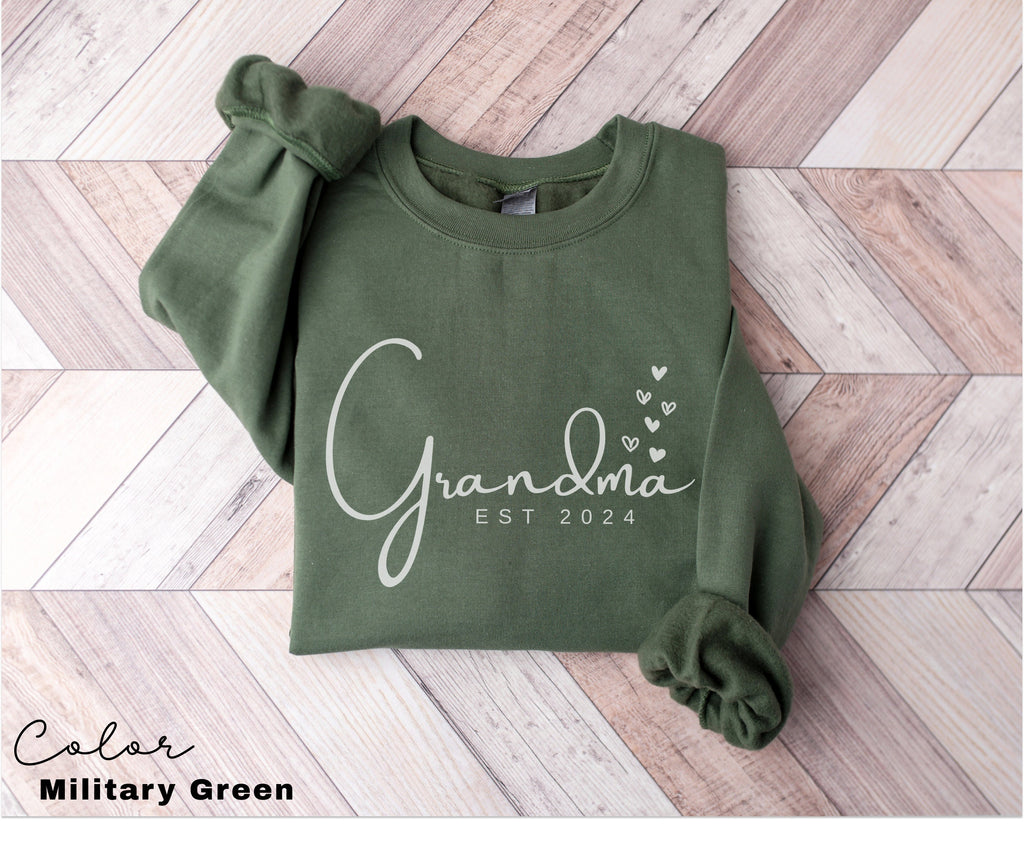 Personalized Grandma Est Sweatshirt, Custom Grandma Crewneck, Gift for Grandma, Grandma est 2024, Pregnancy Announcement, Grandma Gift