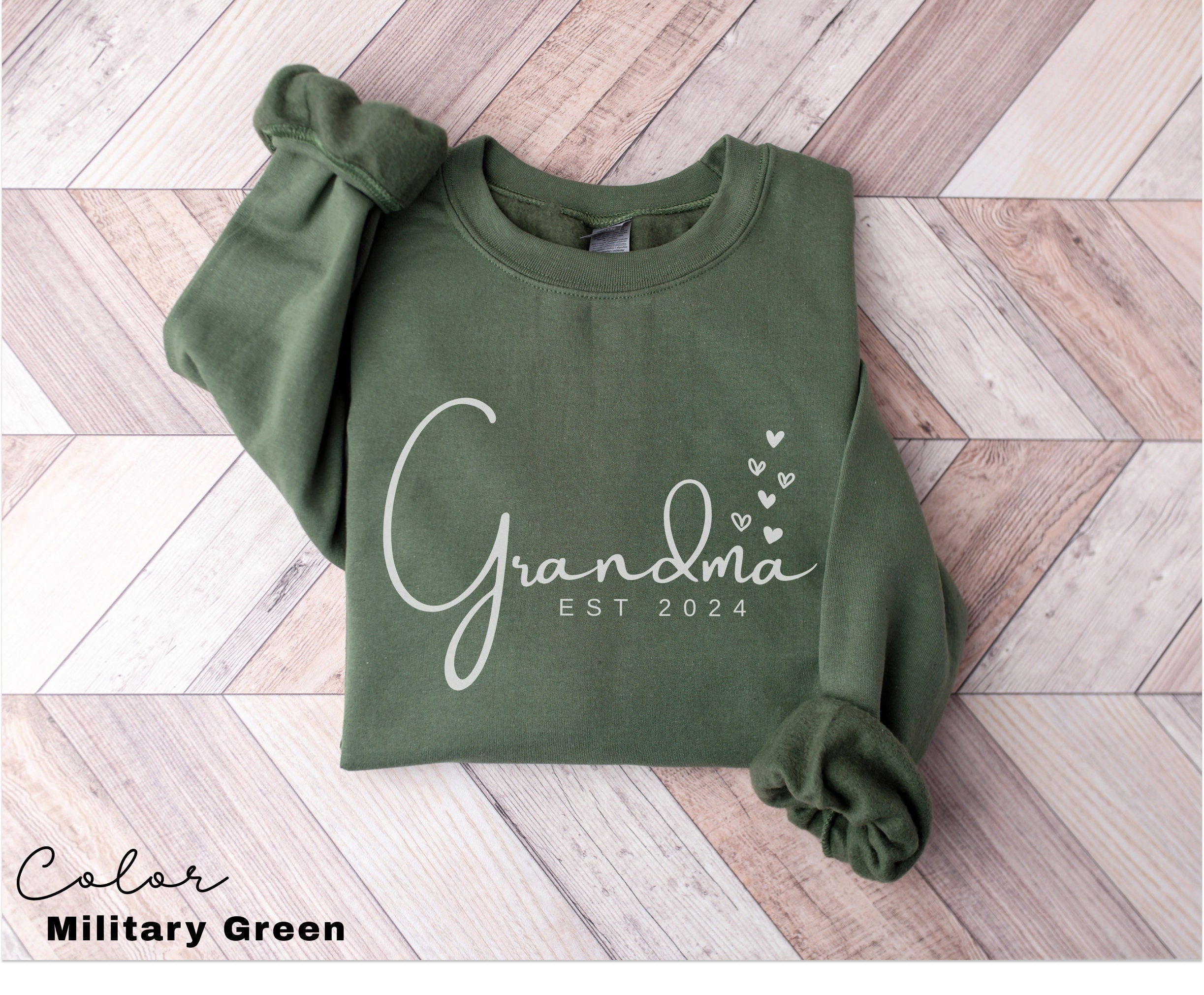 Personalized Grandma Est Sweatshirt, Custom Grandma Crewneck, Gift for Grandma, Grandma est 2024, Pregnancy Announcement, Grandma Gift