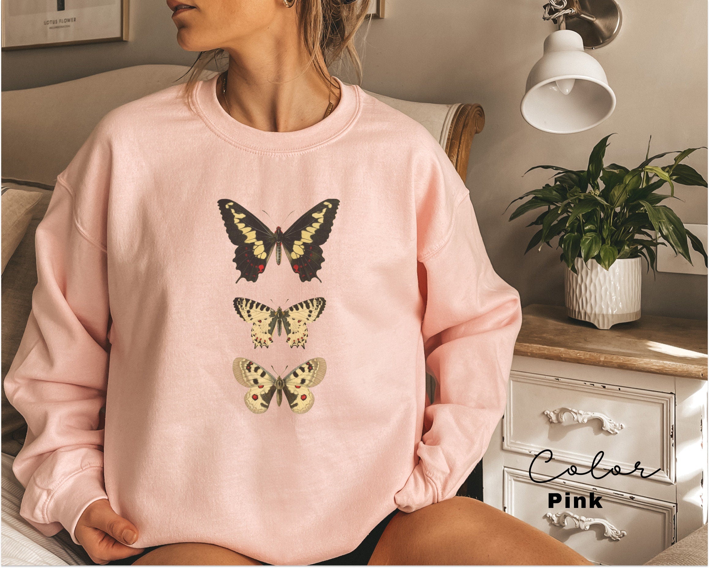 Cottagecore Butterfly Sweatshirt, Moth Aesthetic, Nature Lover, Forestcore Sweatshirt, Gift For Her, Moth Spring, Vintage Butterfly