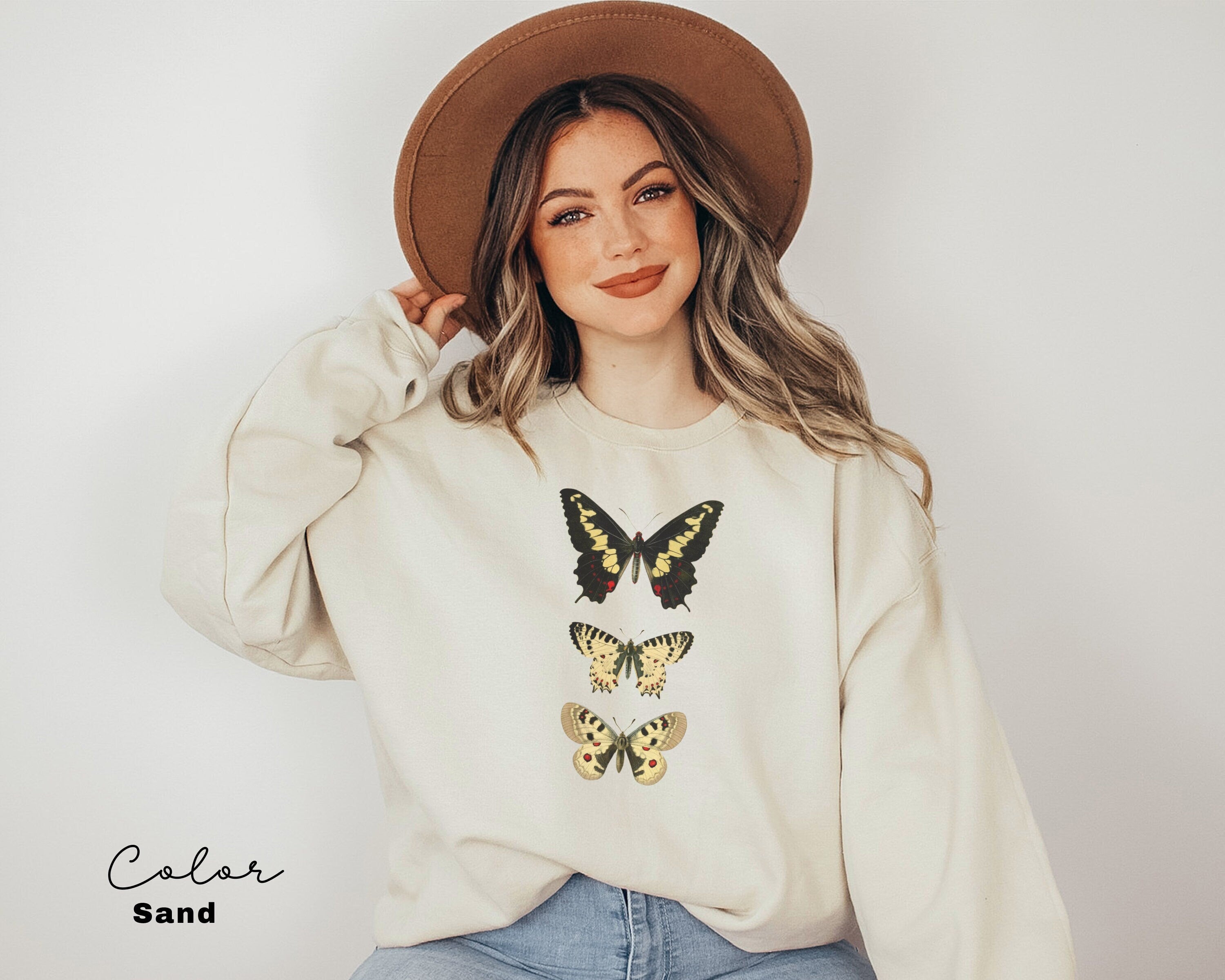 Cottagecore Butterfly Sweatshirt, Moth Aesthetic, Nature Lover, Forestcore Sweatshirt, Gift For Her, Moth Spring, Vintage Butterfly