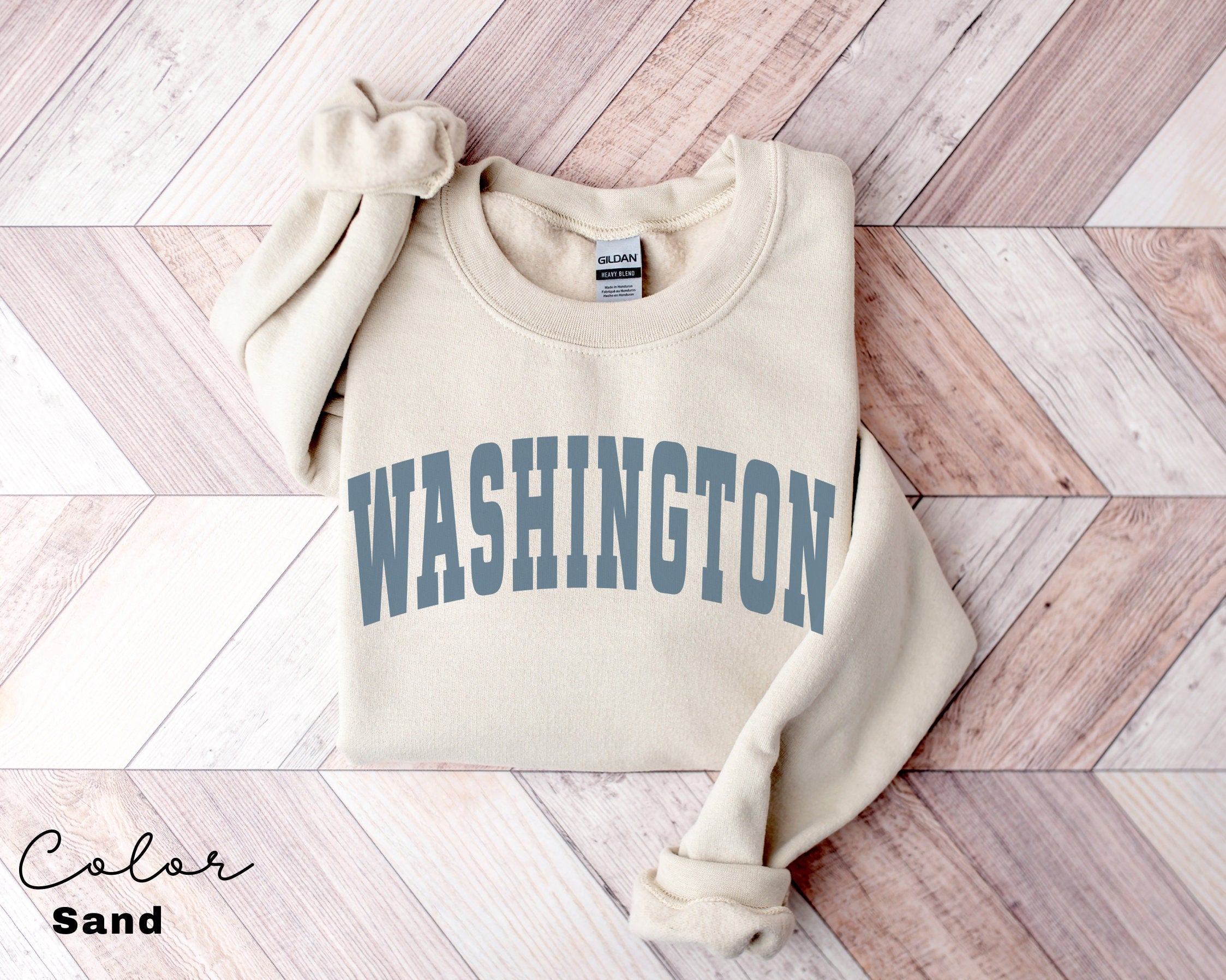 Washington Sweatshirt, WA Pacific North West, Vintage Varsity Aesthetic, Trendy Travel Destination Gift, Unisex Crewneck Sweatshirt