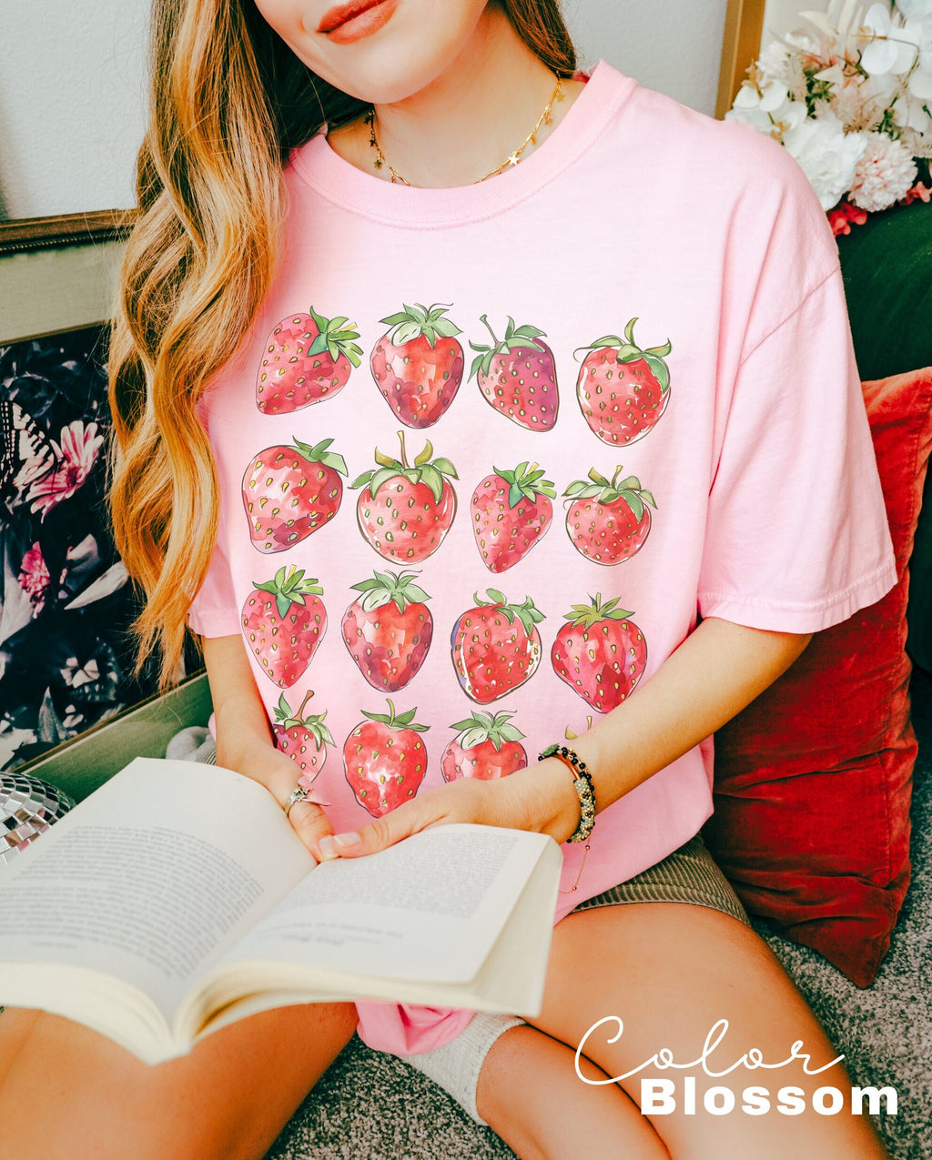 Summer Strawberry Shirt, Fruit Shirt, Cottagecore Berries Tshirt, Strawberry Aesthetic, Botanical Garden, Beach Vacation, Cute Tropical Tee