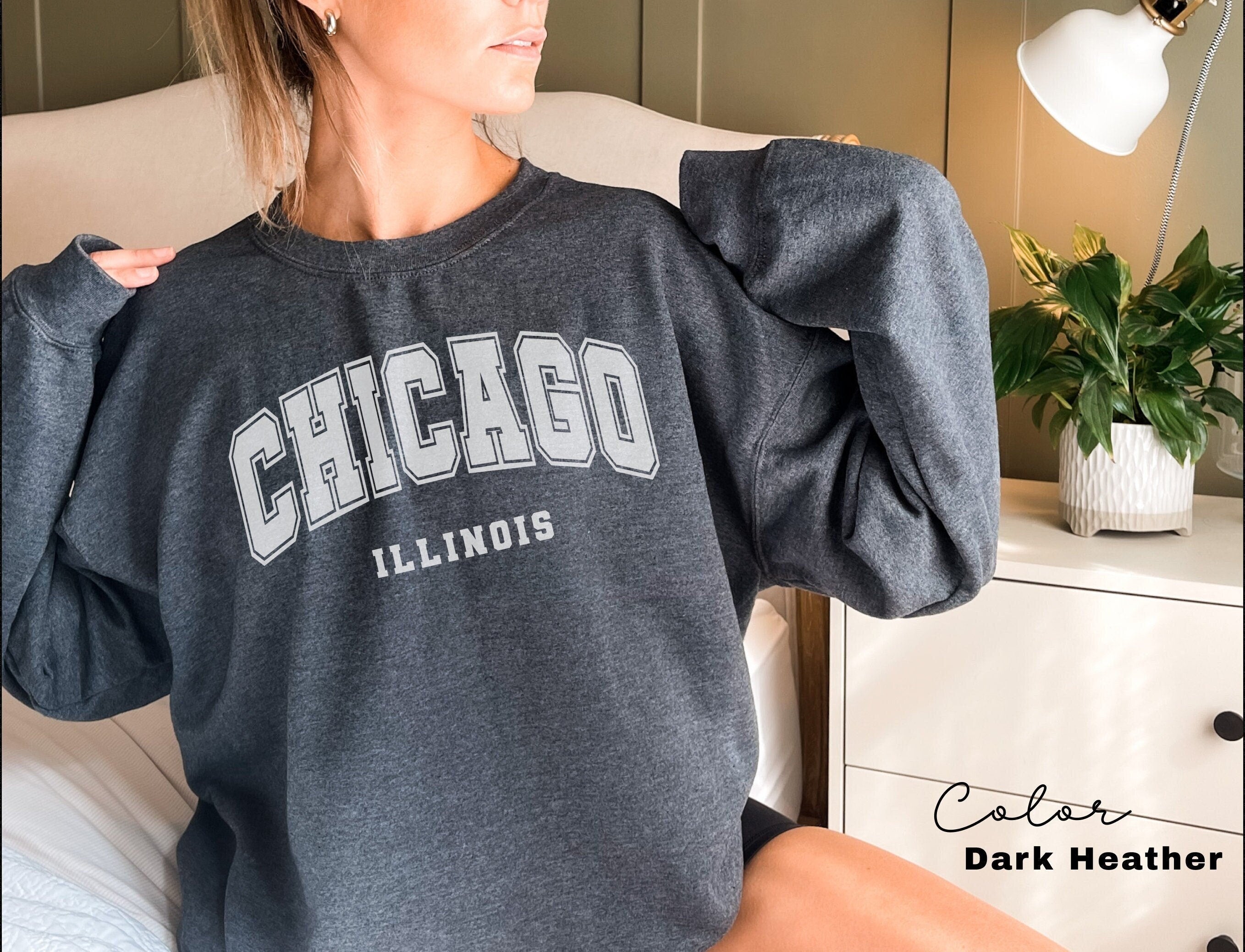 Chicago Sweatshirt, Chicago City Sweatshirt, Home State Outfit, Vacation, Chicago Lover Gift, Chicago, Illinois Sweatshirt