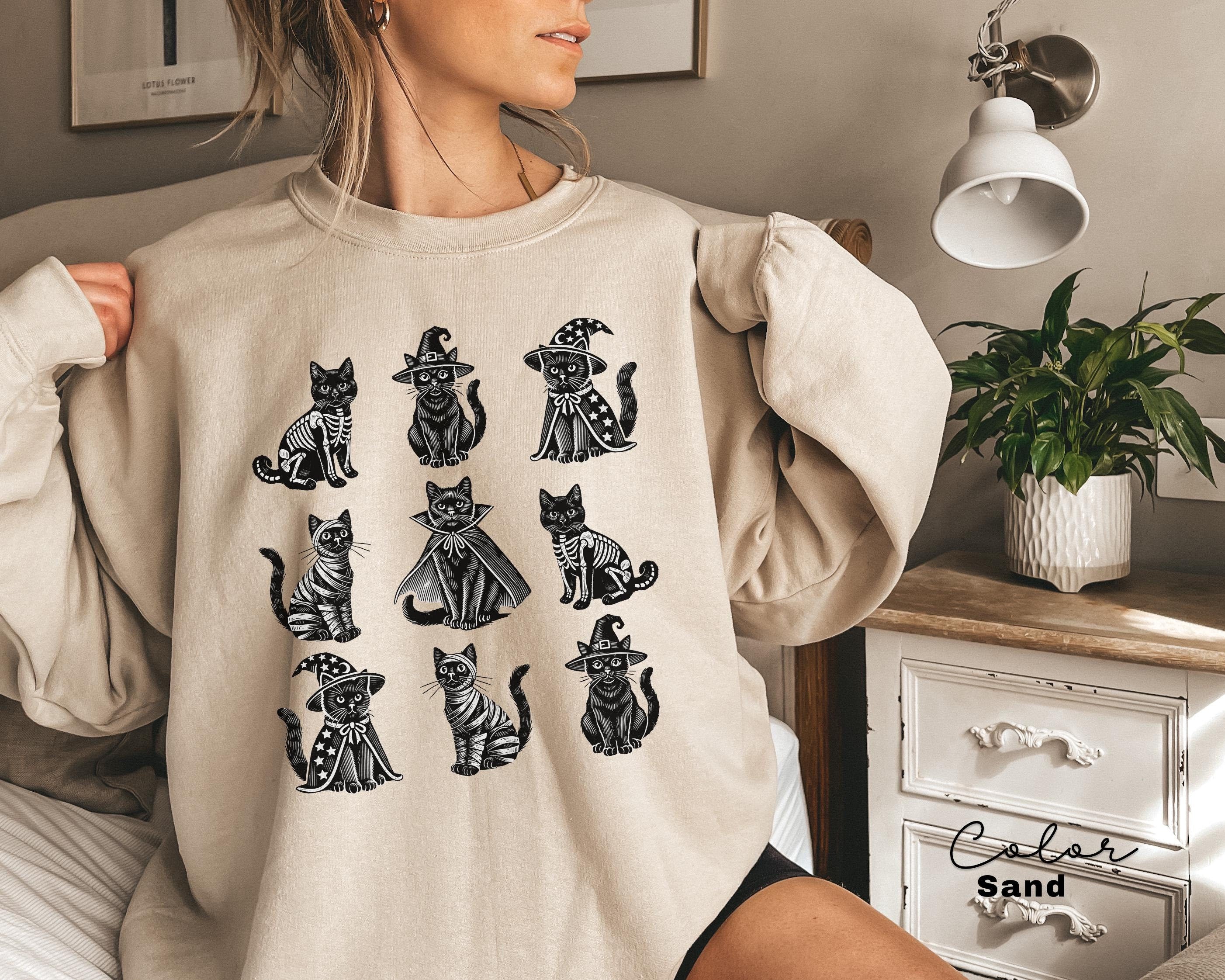 Vintage Black Cat Halloween Sweatshirt, Vintage Black cat sweatshirt, Halloween sweatshirt, Spooky season sweatshirt, Halloween Crewneck