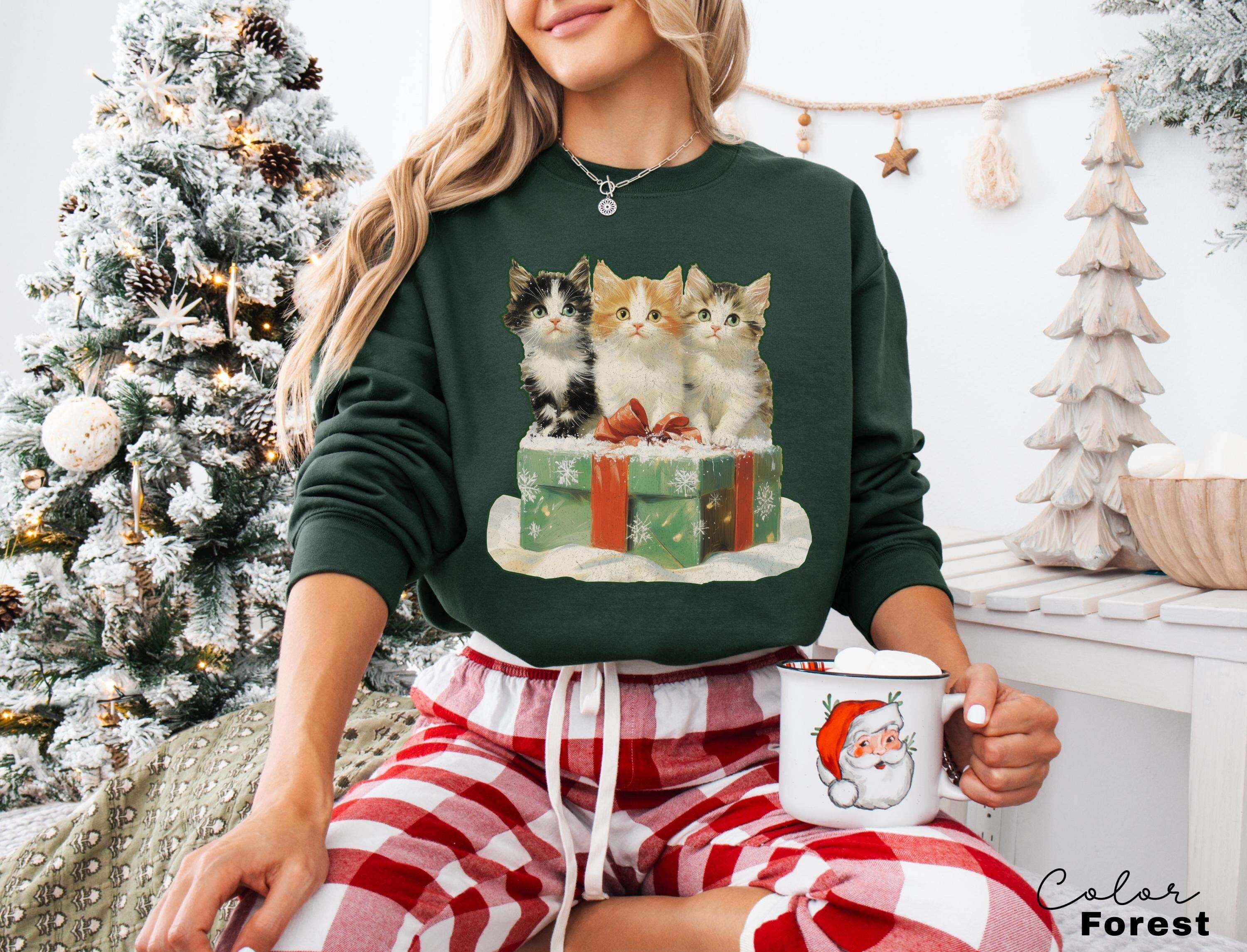 Vintage 90s Cat Christmas Sweatshirt, Kitten Christmas Sweatshirt, Retro Christmas, Classic Christmas Shirt, Xmas Sweatshirt, Cat Lover