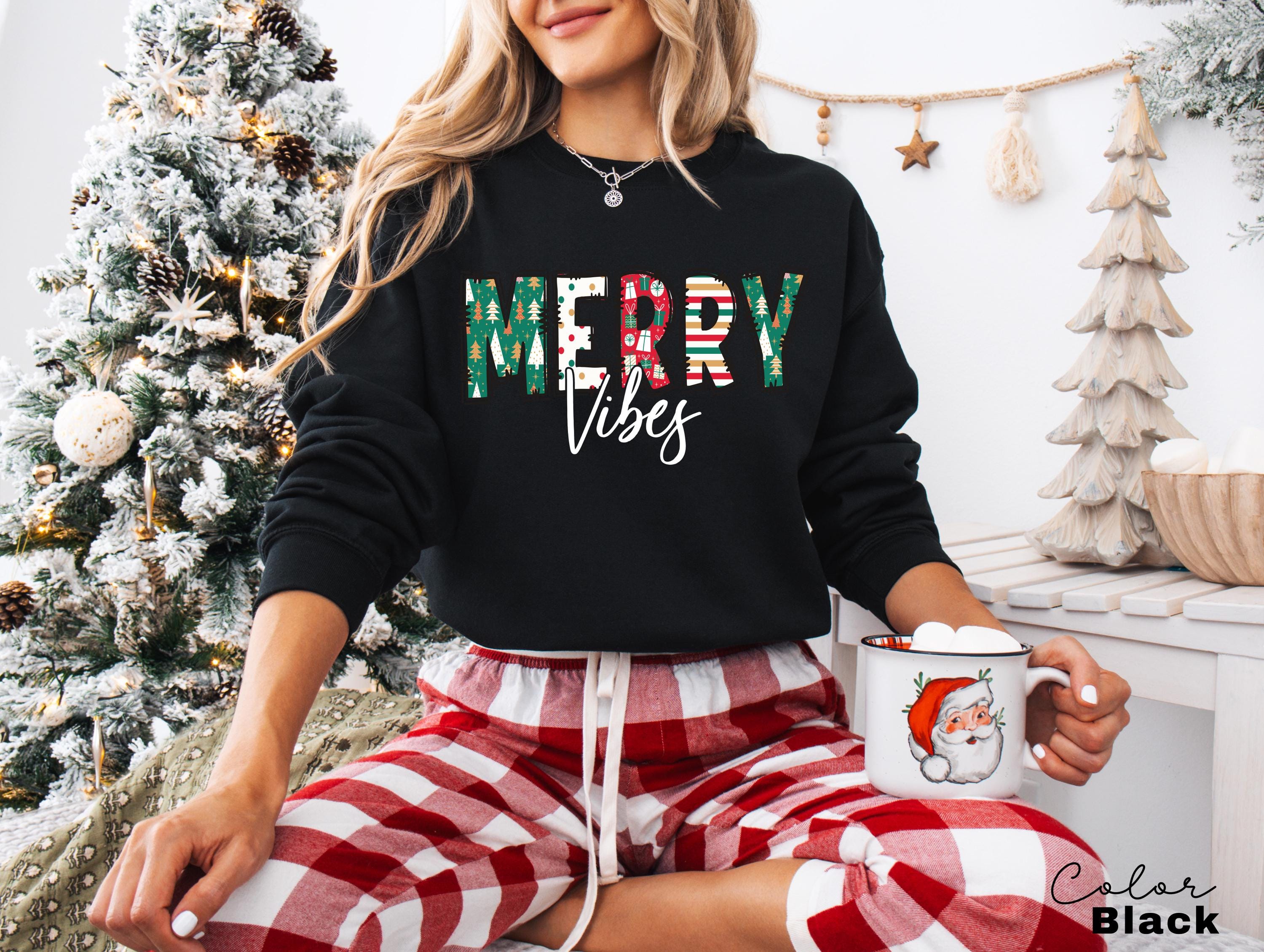 Merry Christmas Sweatshirt, Merry Vibes Crewneck, Oversized Holiday Sweatshirt, Merry and Bright, Christmas Party, Womens Christmas, Xmas
