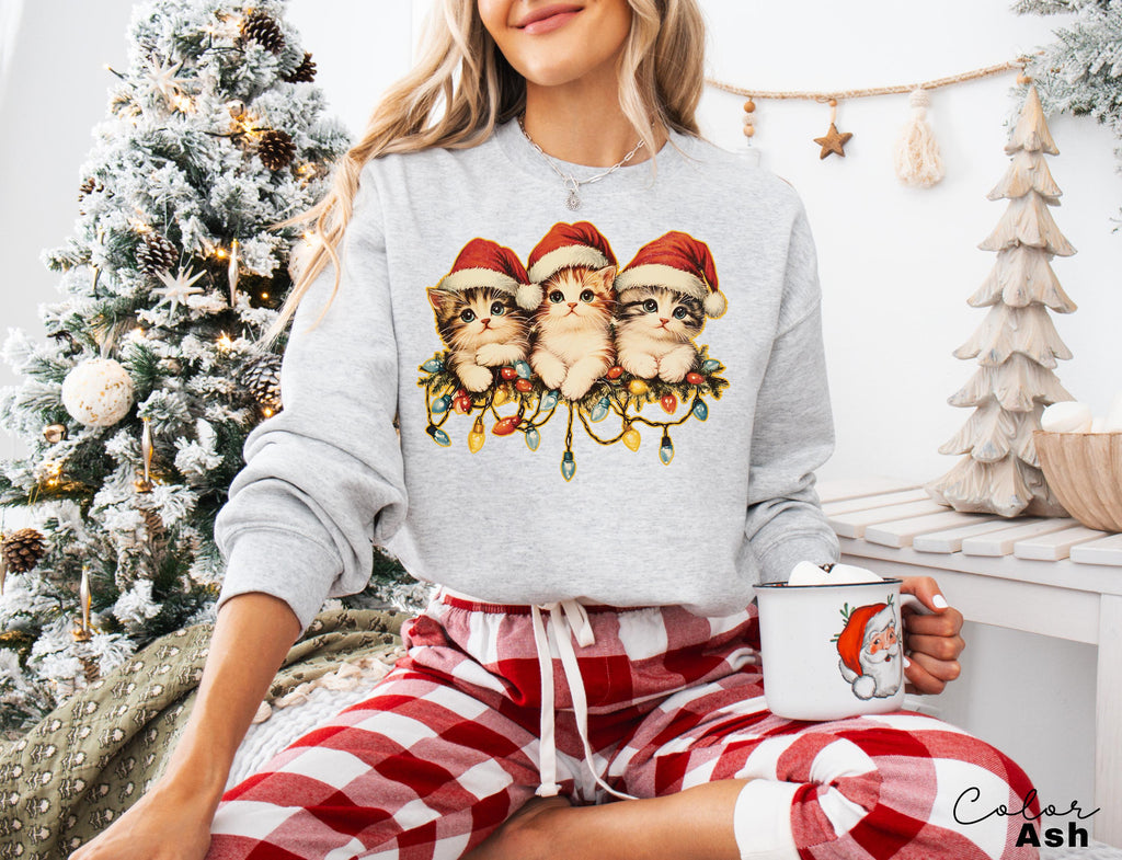 Vintage 90s Cat Christmas Sweatshirt, Kitten Christmas Sweatshirt, Retro Christmas, Classic Christmas Shirt, Xmas Sweatshirt, Cat Lover