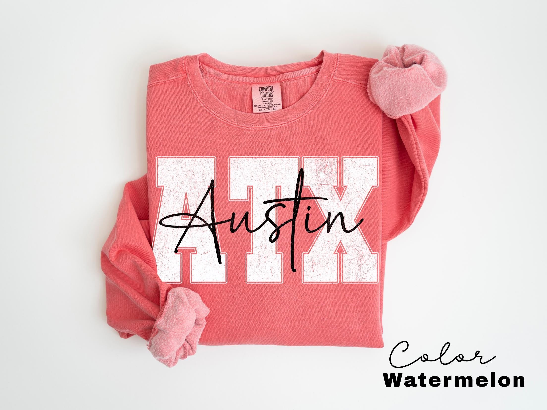 Comfort Colors Austin Texas Sweatshirt, Cozy Austin Fashion, Texas Pride Apparel, Vintage-Inspired Souvenir, Preppy Crewneck Texas Vacation