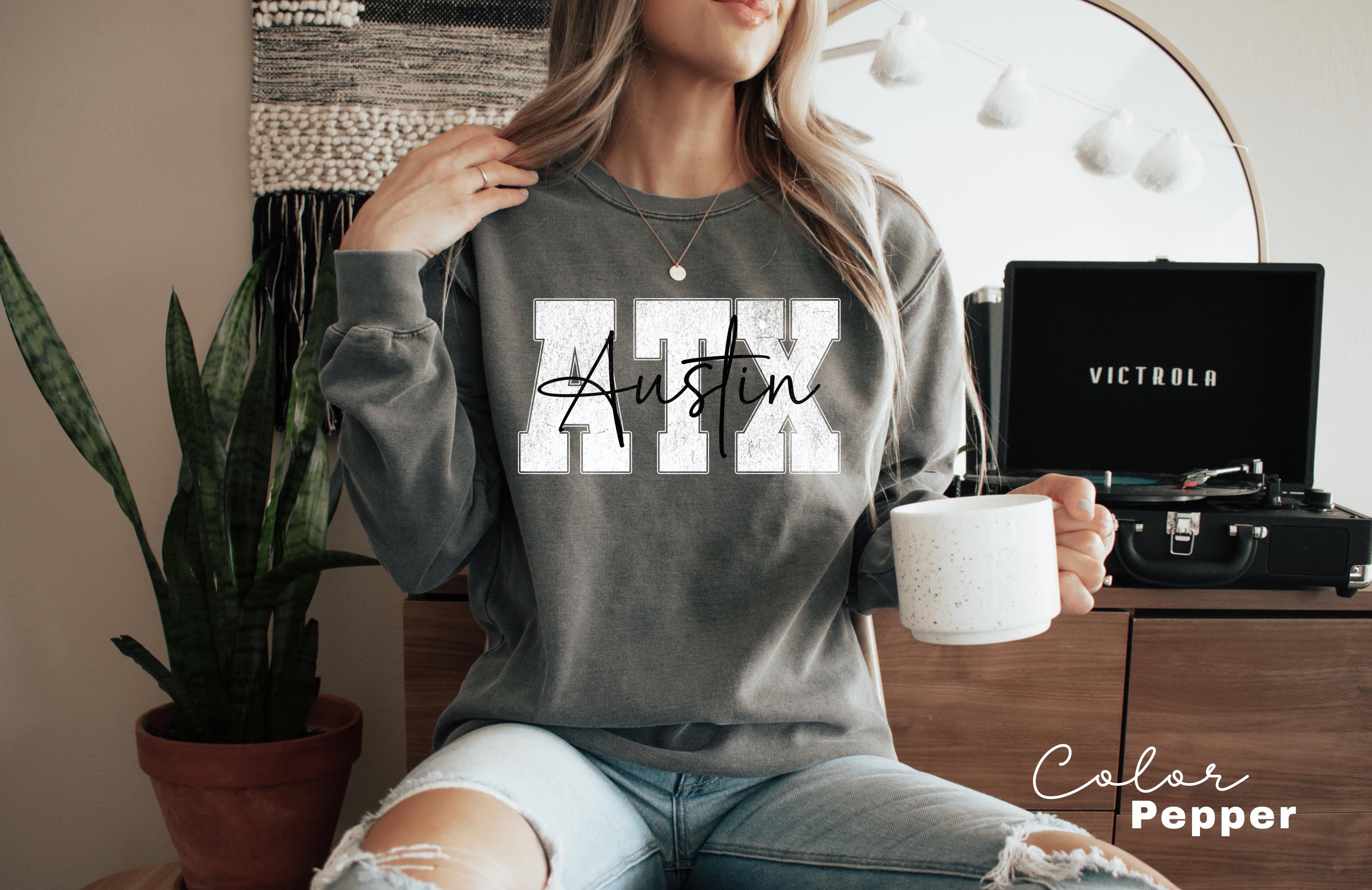 Comfort Colors Austin Texas Sweatshirt, Cozy Austin Fashion, Texas Pride Apparel, Vintage-Inspired Souvenir, Preppy Crewneck Texas Vacation