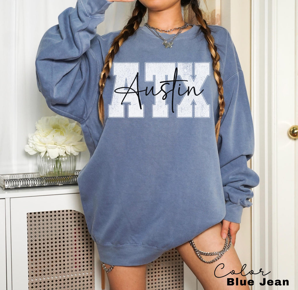 Comfort Colors Austin Texas Sweatshirt, Cozy Austin Fashion, Texas Pride Apparel, Vintage-Inspired Souvenir, Preppy Crewneck Texas Vacation