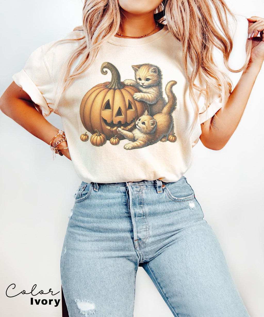 Vintage 90s Cat Halloween Shirt, Retro Halloween Shirt, Spooky Season Tee, Pumpkin Shirt, Cat Lover Shirt, Black Cat Shirt, Spooky Season