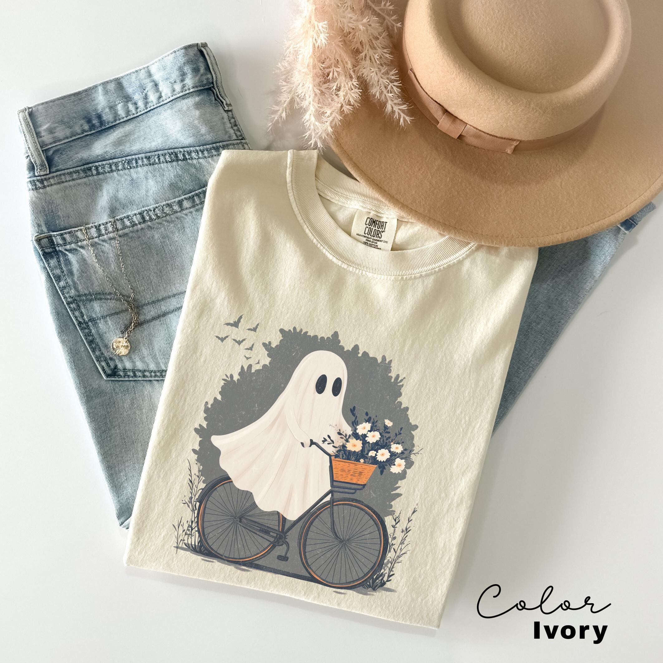 Comfort Colors® Halloween Shirt, Cute Halloween Ghost Shirt, Halloween Women's Shirt, Fall Shirt, Halloween Party Shirt, Spooky Season Shirt