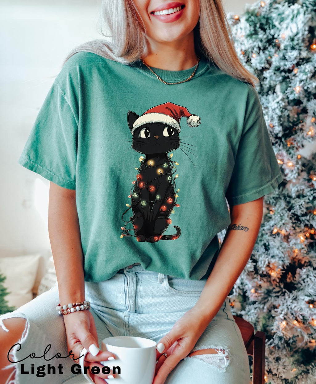Black Cat Light Christmas Shirt,Cat Christmas T-Shirt, Christmas Cat , Cat Owner Gift, Cat Lover, Cat Mom Christmas Kitten, Cat Lights