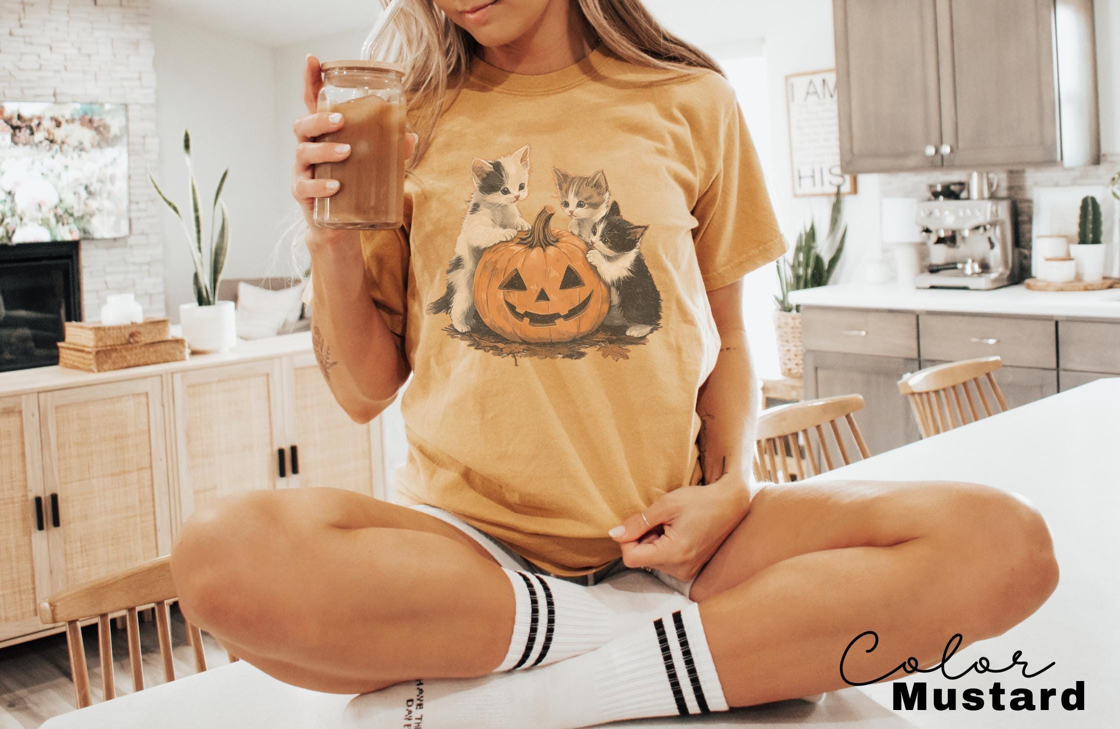 Vintage 90s Cat Halloween Shirt, Retro Halloween Shirt, Spooky Season Tee, Pumpkin Shirt, Cat Lover Shirt, Black Cat Shirt, Spooky Season