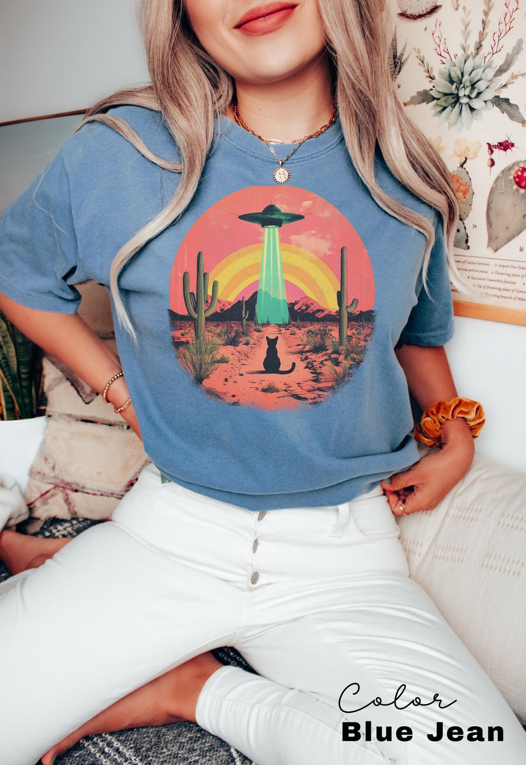 UFO Cat Comfort Colors® Shirt, Retro Vintage Western Tshirt, Funny Cat Tshirt, Alien Oversized Graphic Tee, Viral Meme Women's UFO Cat Shirt