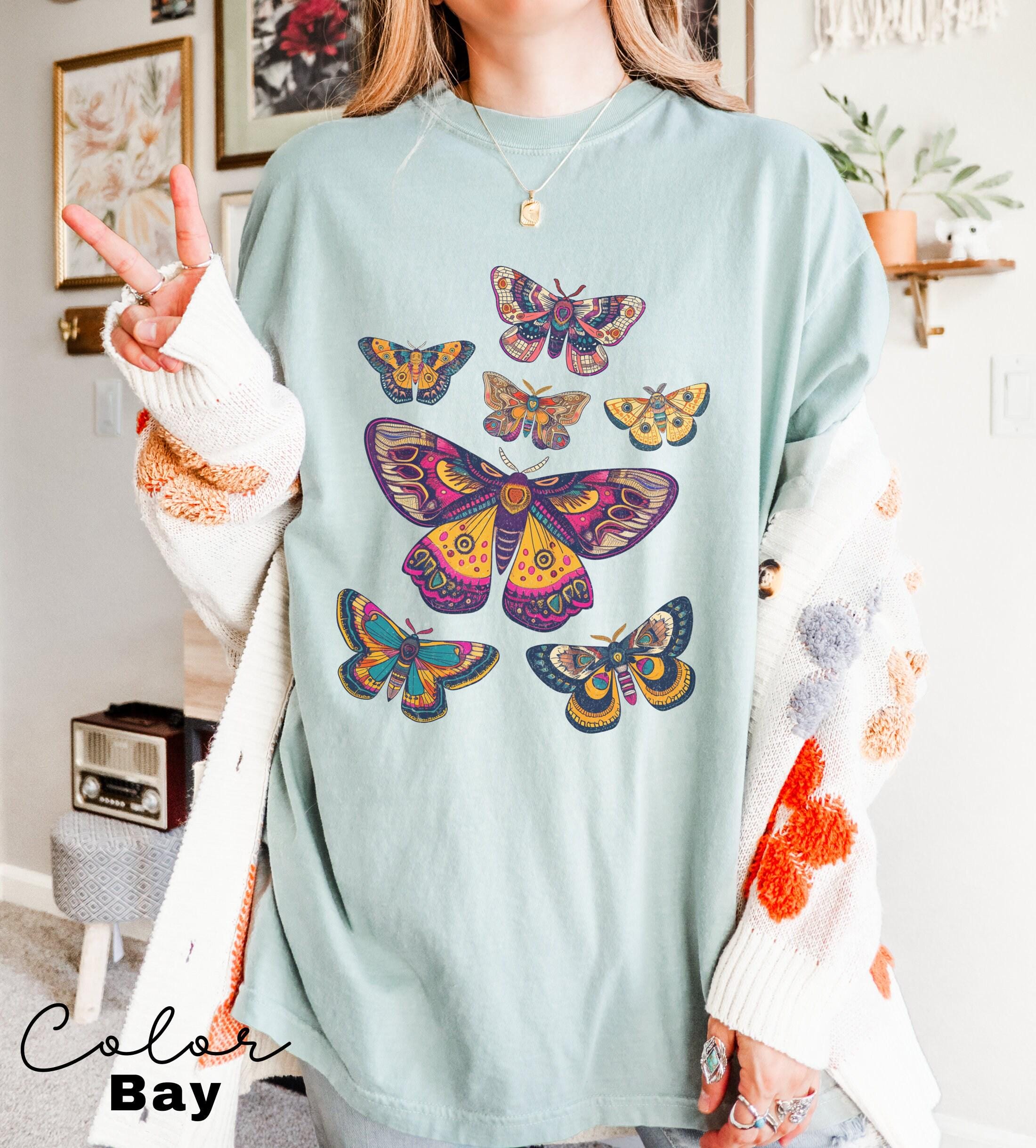Floral Moth Shirt Cottagecore Tshirt Vintage Top Bug Shirt Insect Shirt Goblincore Clothing Fairycore Oversized Shirt Dark Academia Shirt