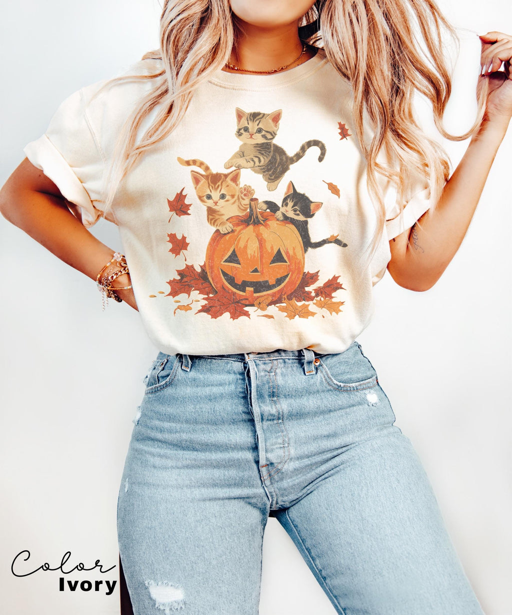 Vintage 90s Cat Halloween Shirt, Retro Halloween Shirt, Spooky Season Tee, Pumpkin Shirt, Cat Lover Shirt, Black Cat Shirt, Spooky Season