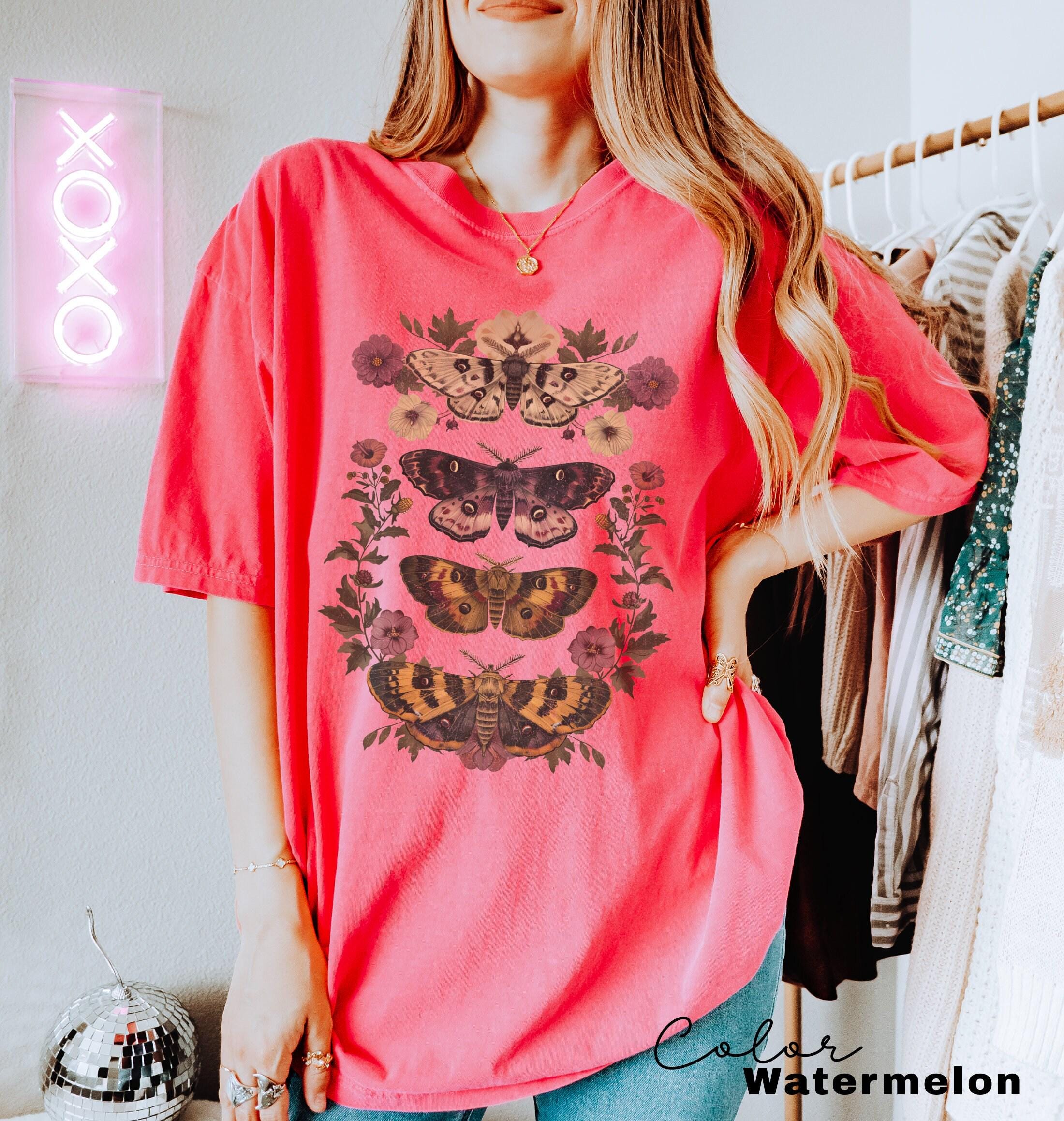 Floral Moth Shirt Cottagecore Tshirt Vintage Top Bug Shirt Insect Shirt Goblincore Clothing Fairycore Oversized Shirt Dark Academia Shirt