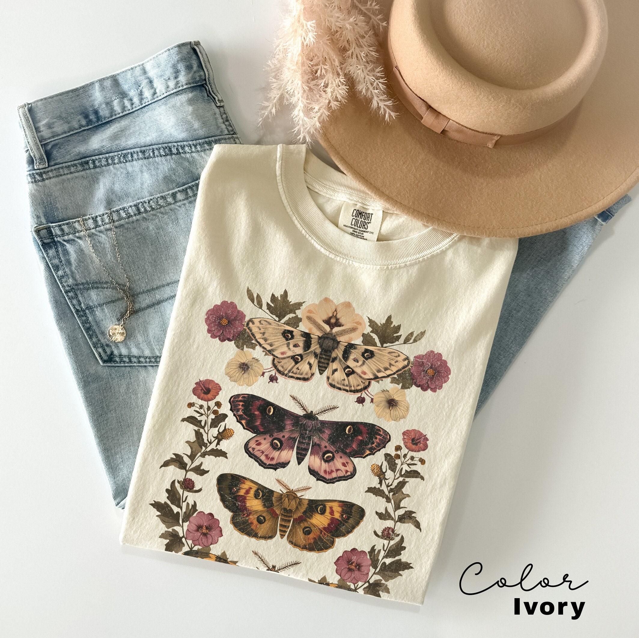 Floral Moth Shirt Cottagecore Tshirt Vintage Top Bug Shirt Insect Shirt Goblincore Clothing Fairycore Oversized Shirt Dark Academia Shirt