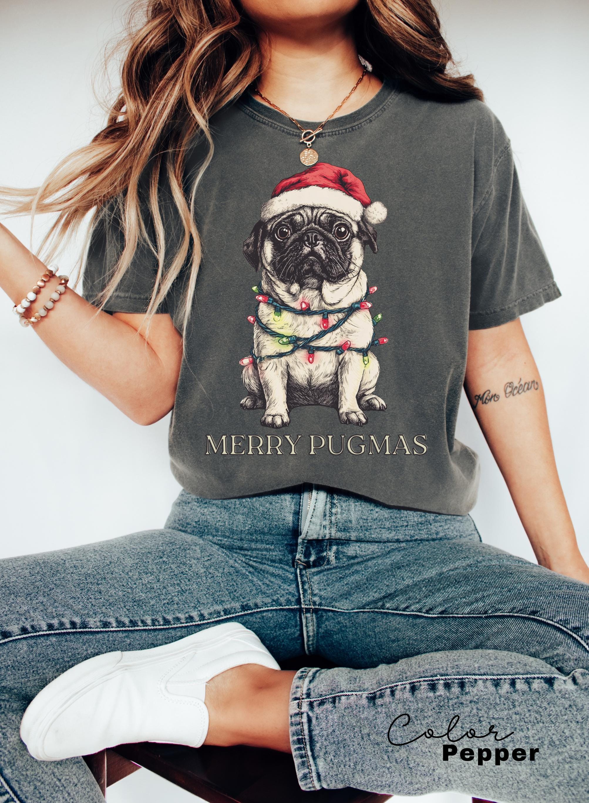 Merry Pugmas Shirt, Christmas Pug Shirt, Pug Mom Christmas Shirt, Pug Mama Xmas Gift, Santa Hat Pug T-Shirt, Pug Lover Xmas Shirt