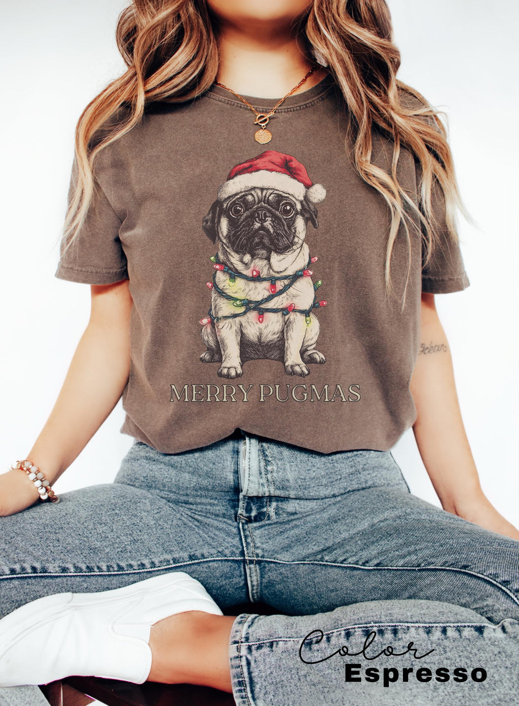 Merry Pugmas Shirt, Christmas Pug Shirt, Pug Mom Christmas Shirt, Pug Mama Xmas Gift, Santa Hat Pug T-Shirt, Pug Lover Xmas Shirt