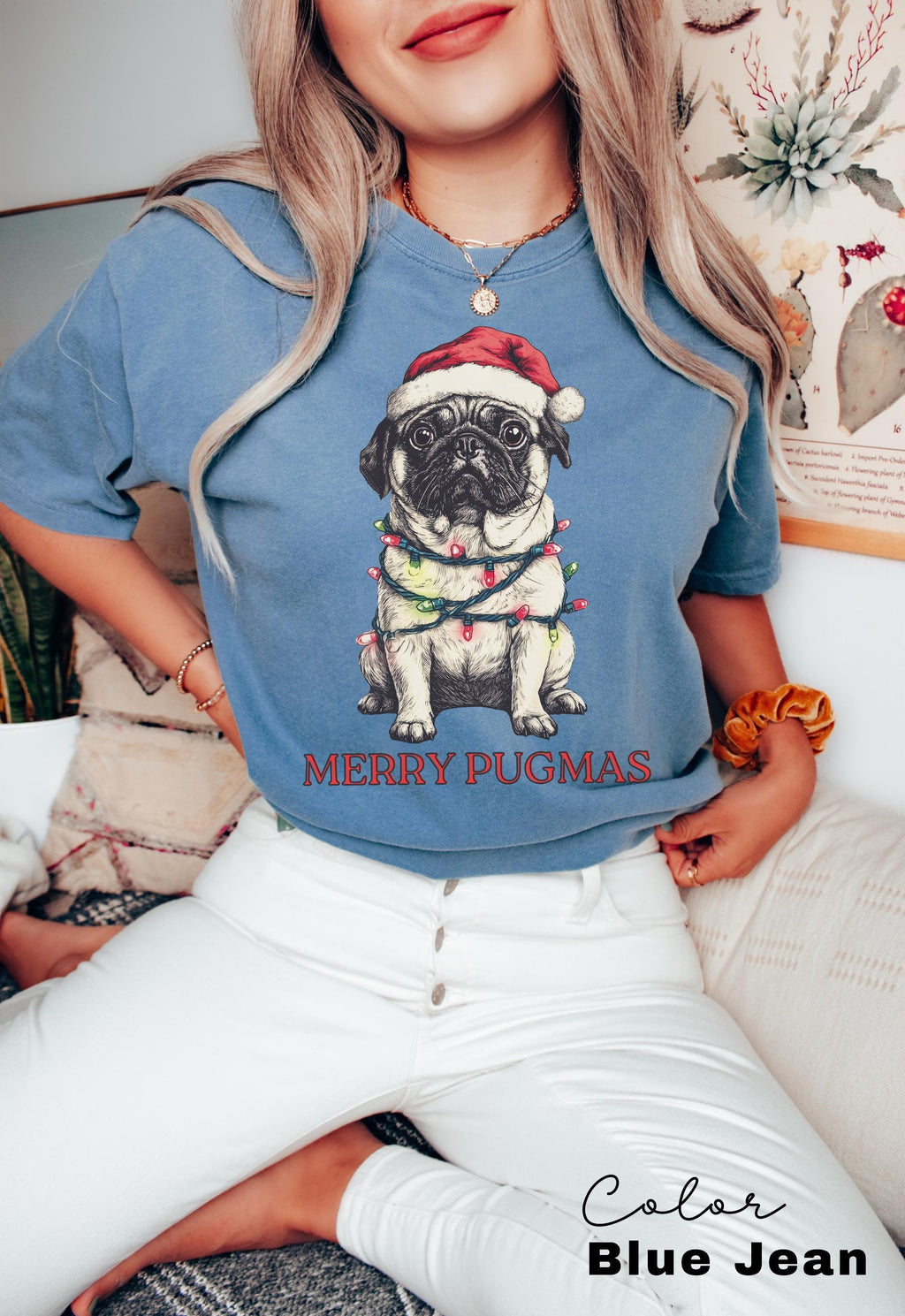 Merry Pugmas Shirt, Christmas Pug Shirt, Pug Mom Christmas Shirt, Pug Mama Xmas Gift, Santa Hat Pug T-Shirt, Pug Lover Xmas Shirt