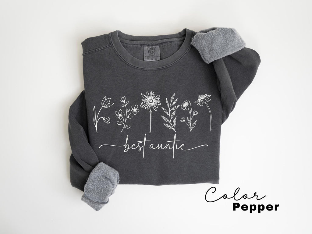Best Auntie Sweatshirt, New Aunt Gift, Floral Aunt Sweatshirt, Cool Auntie Shirt, Pregnancy Announcement For Aunt, Gift for Aunt Sweater
