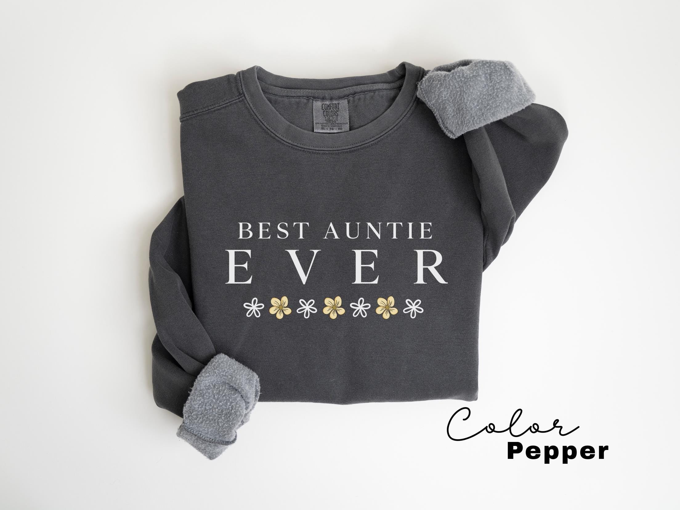 Best Auntie Sweatshirt, New Aunt Gift, Floral Aunt Sweatshirt, Cool Auntie Shirt, Pregnancy Announcement For Aunt, Gift for Aunt Sweater