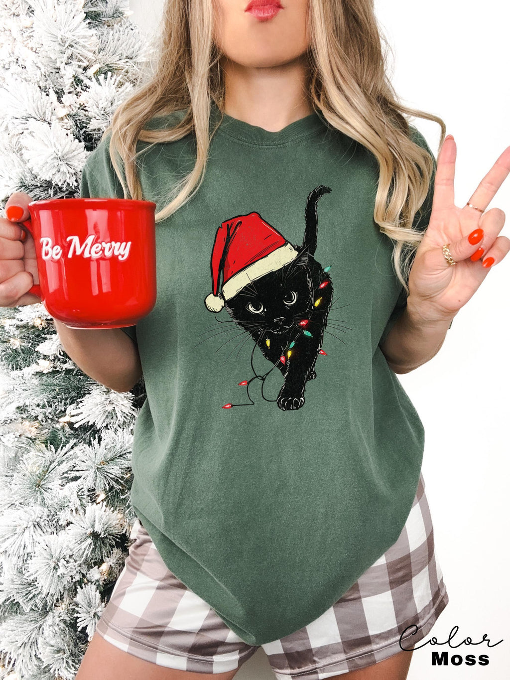 Christmas Cat Shirt, Black Cat T-shirt, Vintage Kitten, Cat Owner Gift, Cat Lover, Christmas Kitten, Cat Mom Sweater, Xmas Gift, Cat Lights