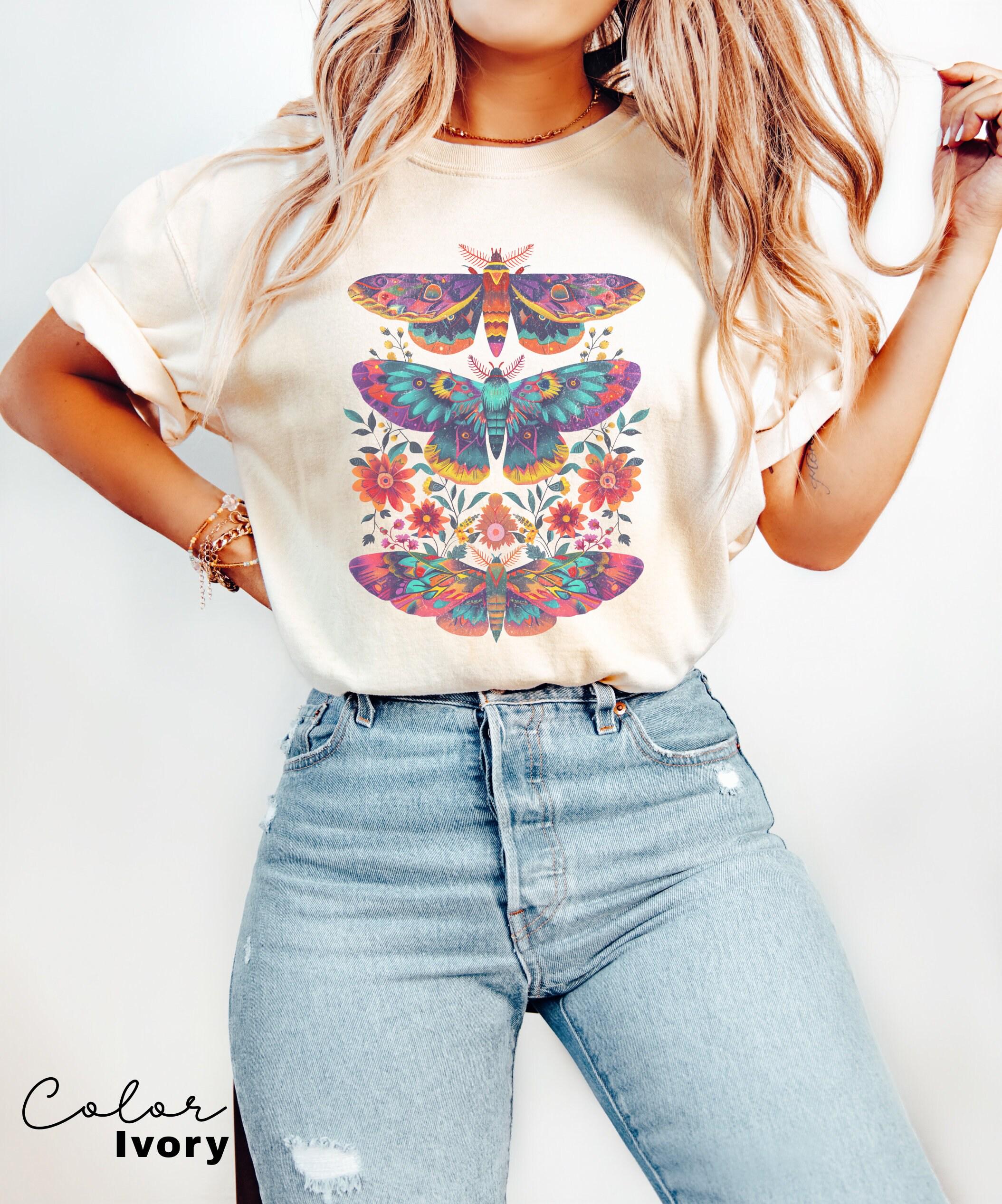 Floral Moth Shirt Cottagecore Tshirt Vintage Top Bug Shirt Insect Shirt Goblincore Clothing Fairycore Oversized Shirt Dark Academia Shirt