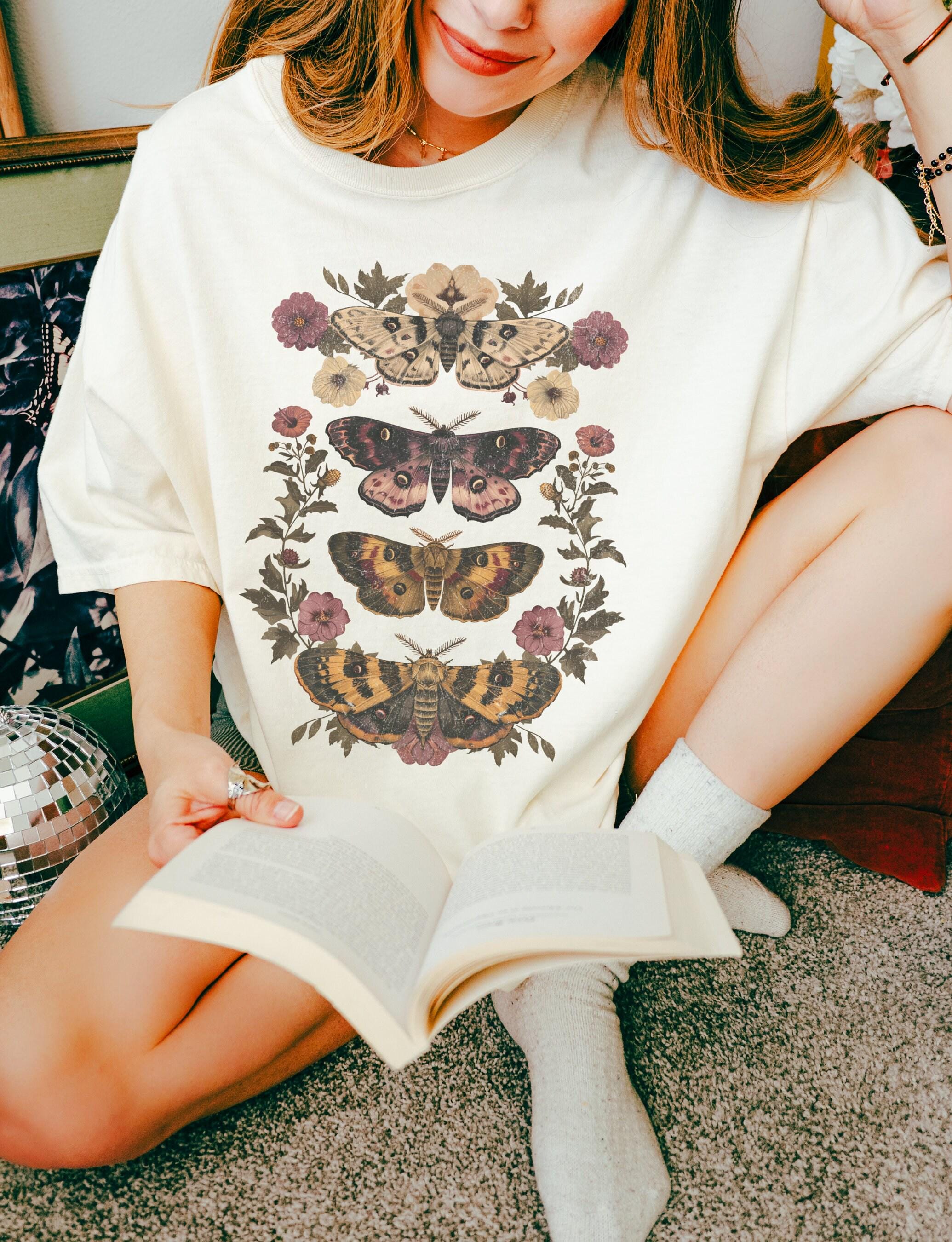 Floral Moth Shirt Cottagecore Tshirt Vintage Top Bug Shirt Insect Shirt Goblincore Clothing Fairycore Oversized Shirt Dark Academia Shirt