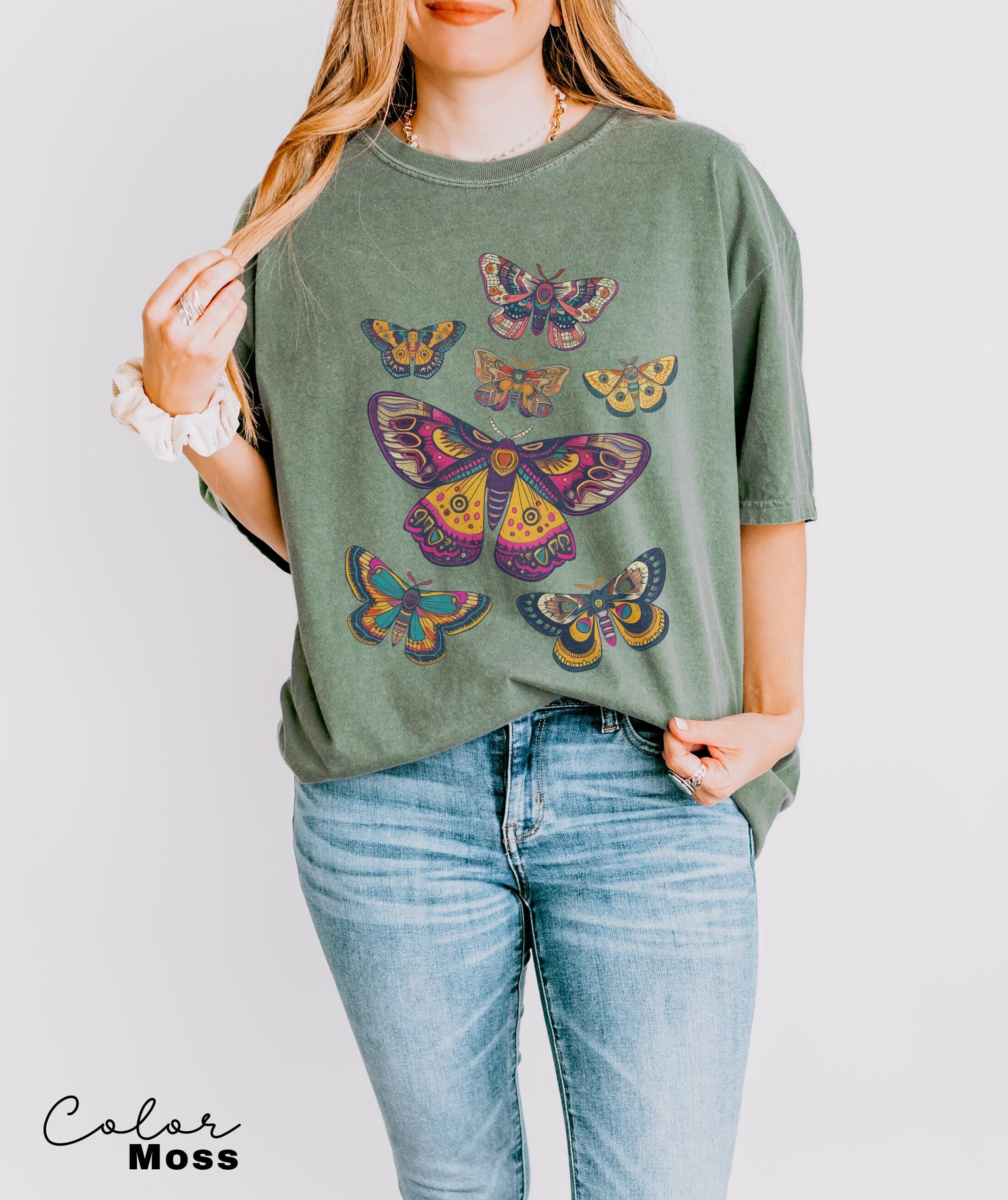 Floral Moth Shirt Cottagecore Tshirt Vintage Top Bug Shirt Insect Shirt Goblincore Clothing Fairycore Oversized Shirt Dark Academia Shirt