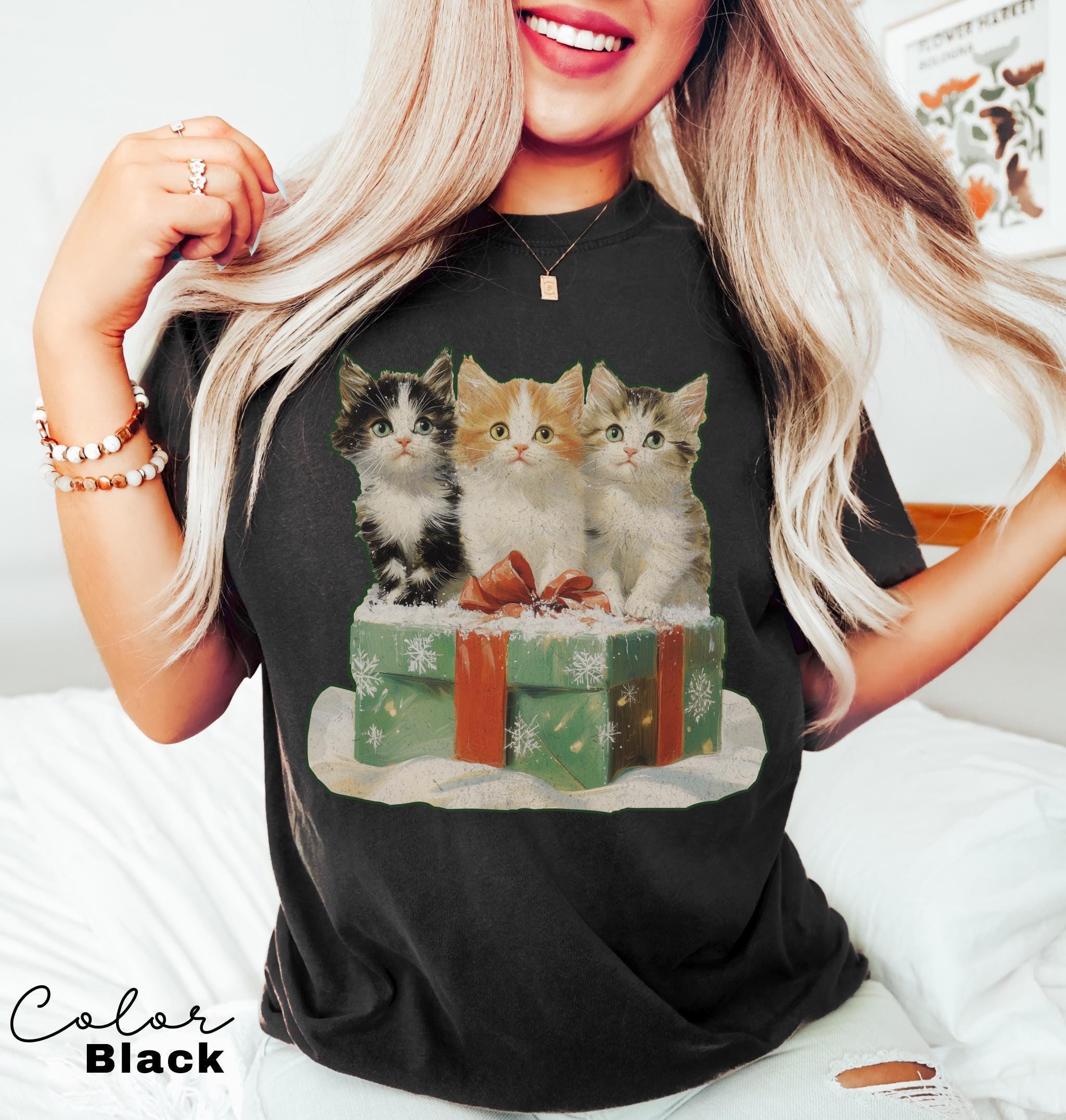 Vintage 90s Cat Christmas Shirt, Cute Cat Shirt, Cat Christmas Shirt, Retro Cat Christmas, Christmas Kitten Shirt, Classic Christmas Shirt