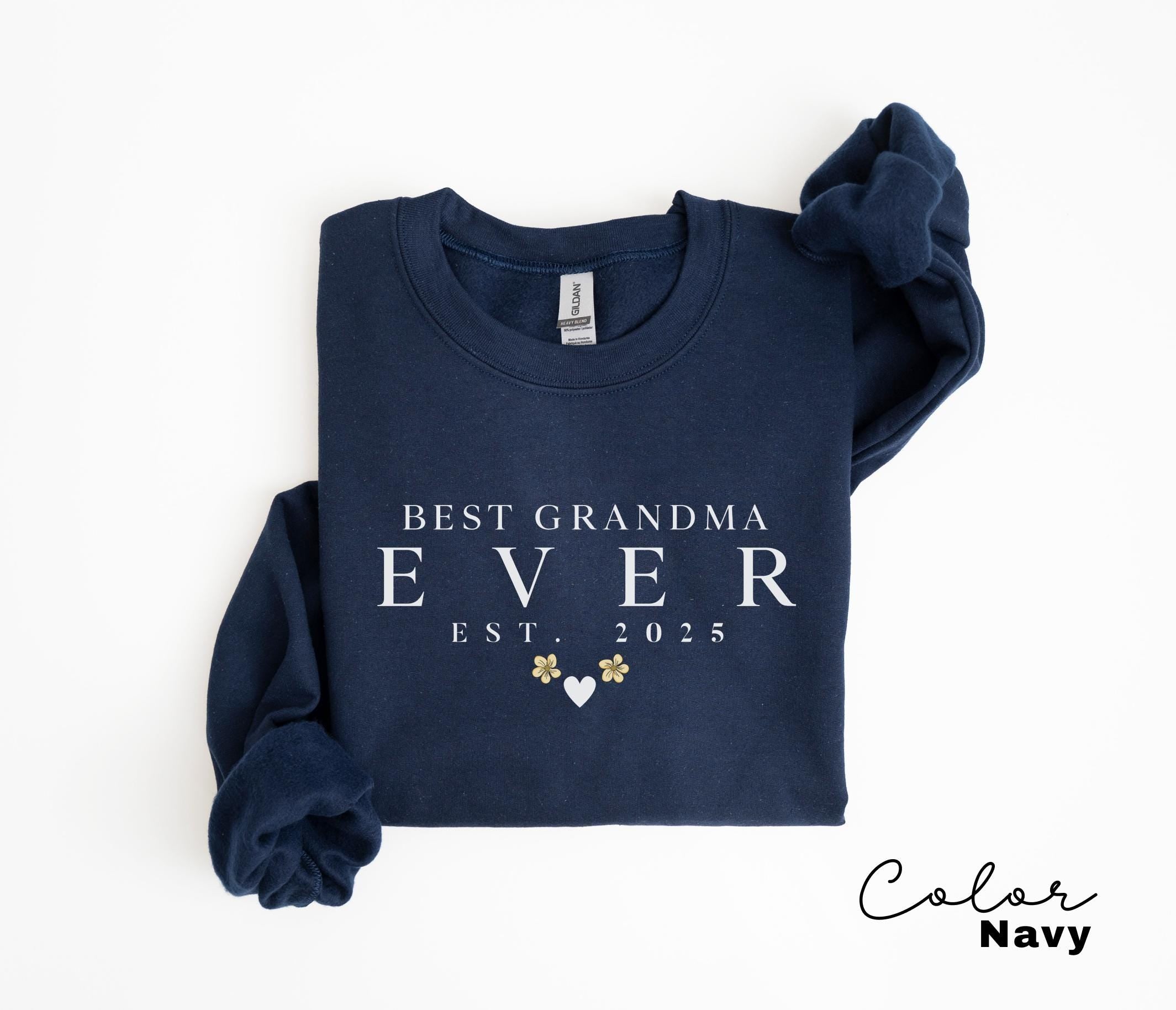 Personalized Grandma Est Sweatshirt, New Grandma Gift, Gender Reveal, Nana Sweatshirt, Pregnancy Announcement Gift, Est. Customized Year