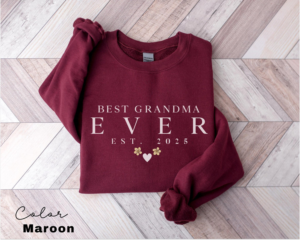 Personalized Grandma Est Sweatshirt, New Grandma Gift, Gender Reveal, Nana Sweatshirt, Pregnancy Announcement Gift, Est. Customized Year