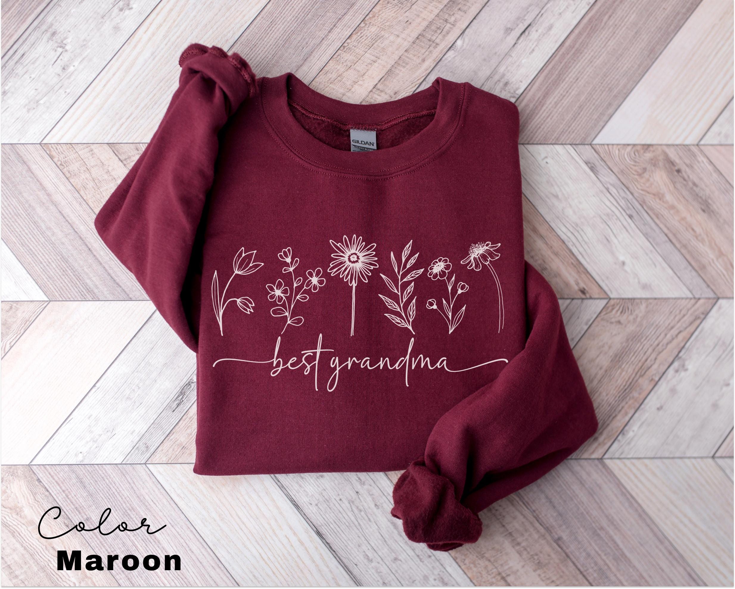 Best Grandma Sweatshirt, Pregnancy Announcement Gift, Mothers Day, New Grandma Gift, Nana Sweatshirt, Floral Sweatshirt, Flower Crewneck