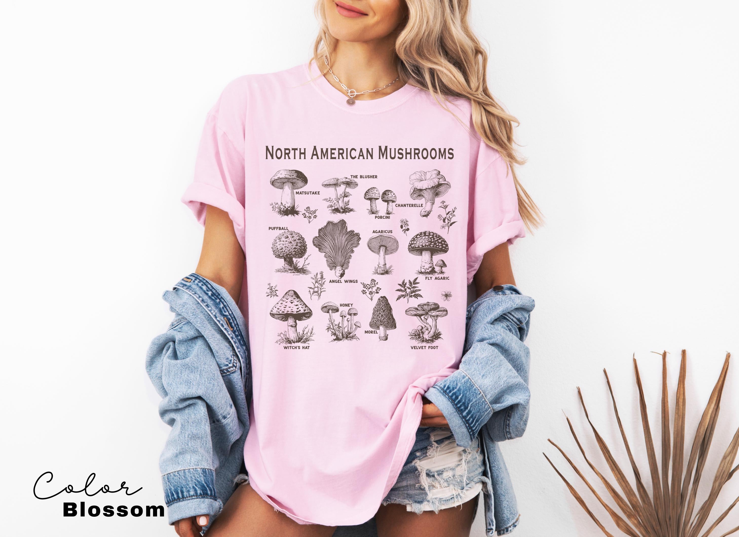Vintage Mushroom Shirt, Cottagecore Aesthetic, Nature Lover Tee, Mushroom Collector, Gardener Shirt, Forestcore Aesthetic, Goblincore Shirt