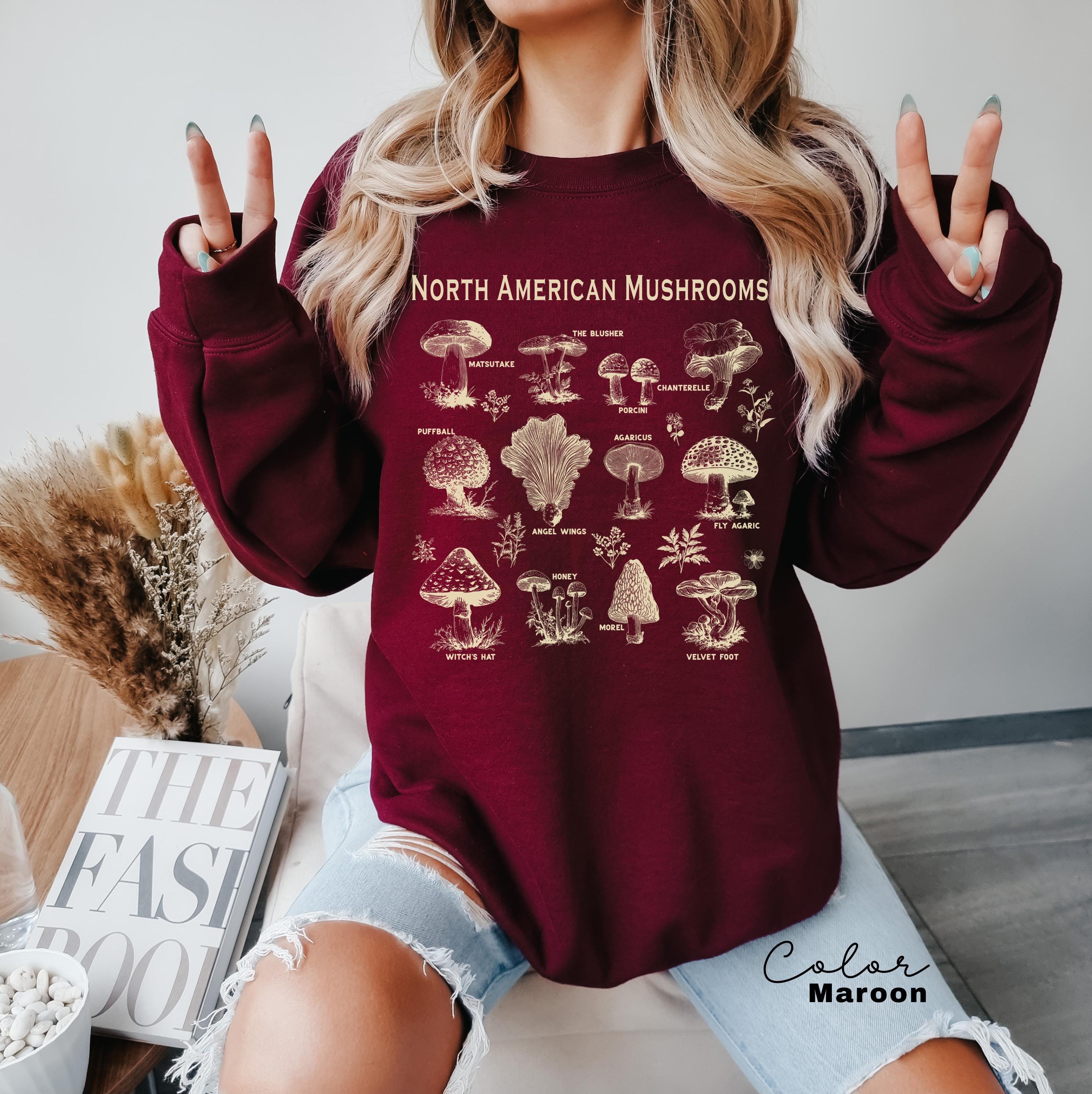 Vintage Mushroom Sweatshirt, Nature Lover Sweatshirt, Mushroom Collector, Goblincore Sweatshirt, Cottage Core Aesthetic, Botanica Crewneck