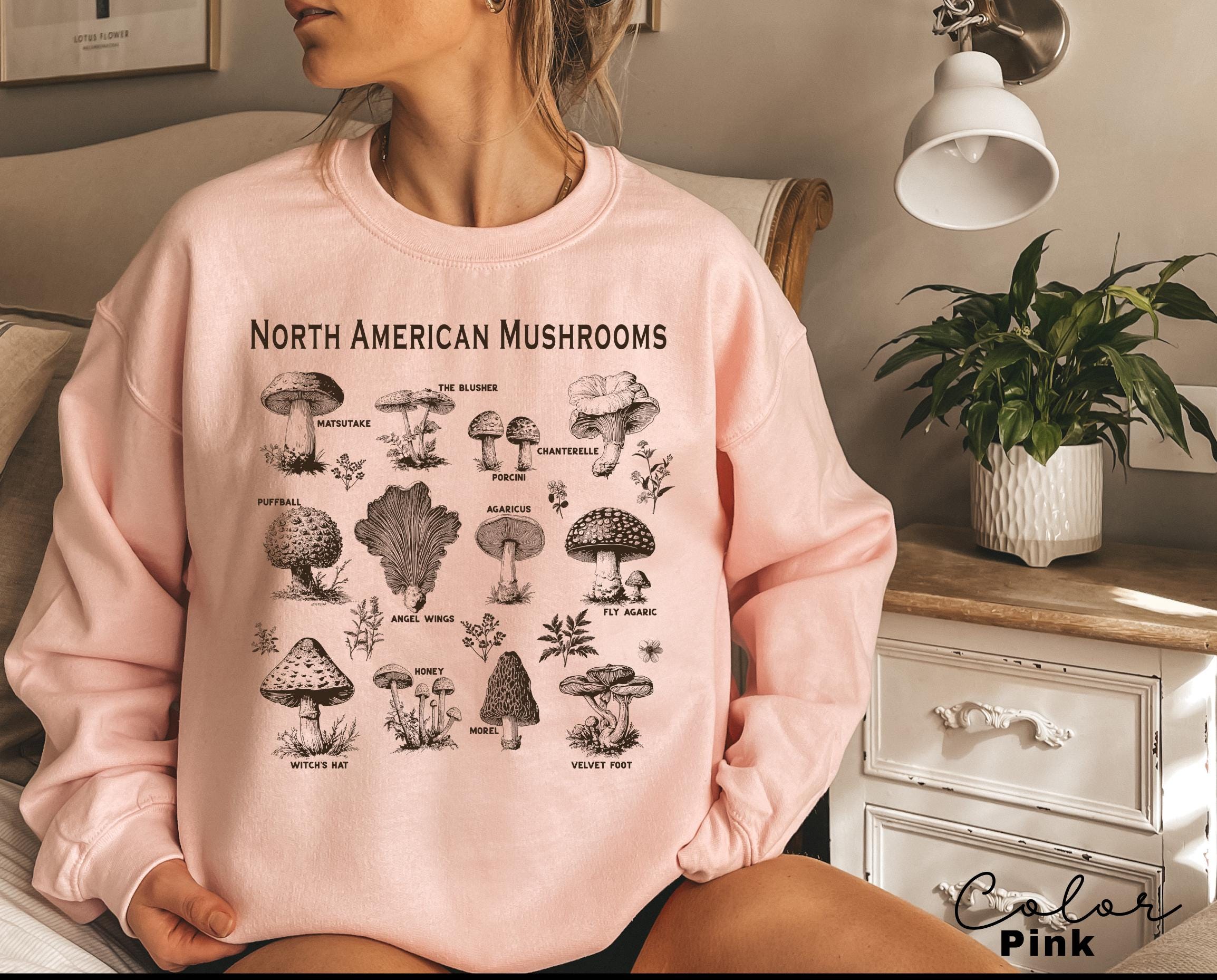 Vintage Mushroom Sweatshirt, Nature Lover Sweatshirt, Mushroom Collector, Goblincore Sweatshirt, Cottage Core Aesthetic, Botanica Crewneck