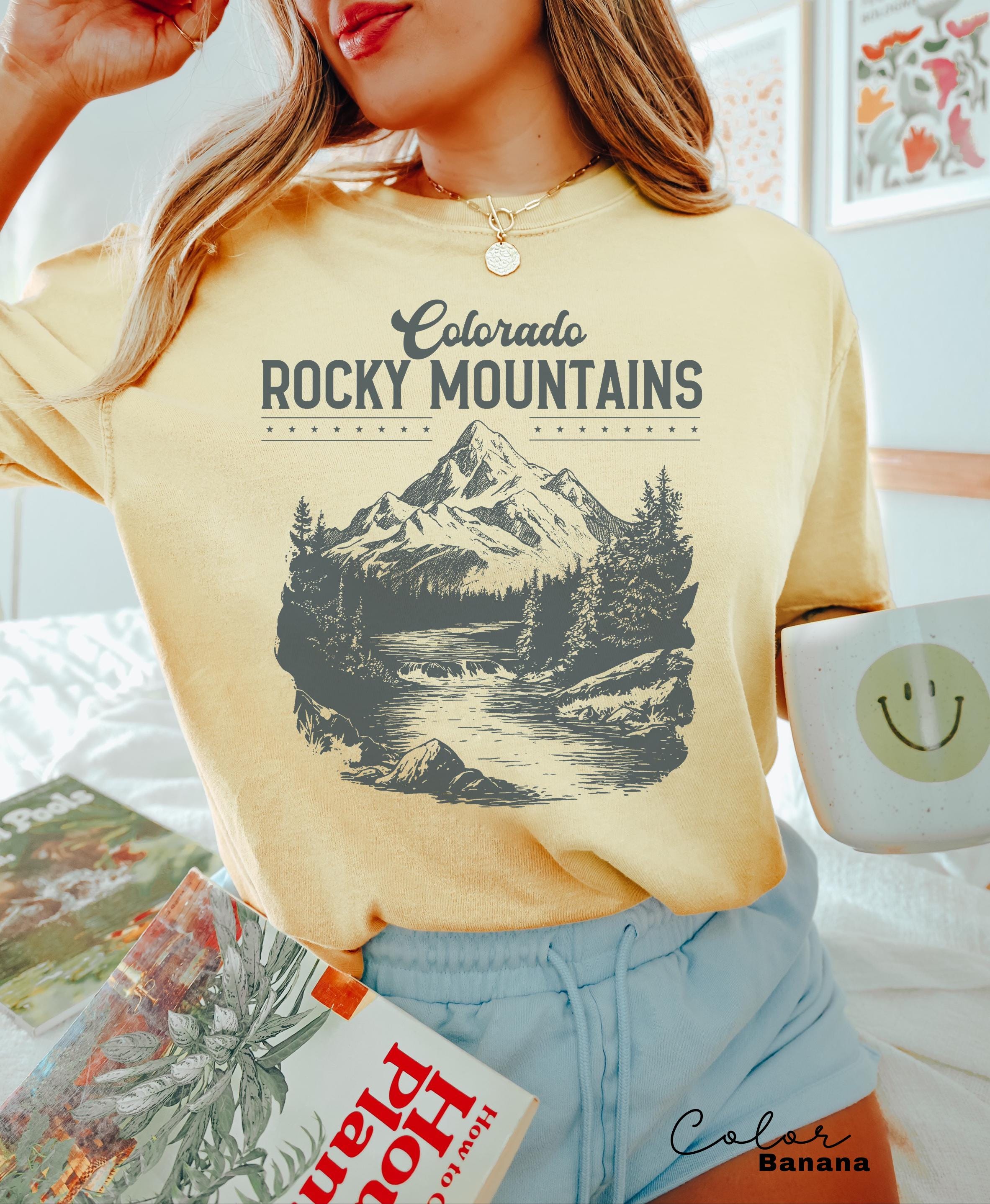 Rocky Mountains Shirt, Retro Comfort Colors T-Shirt, Colorado Tshirt, Oversized National Park T Shirt, Nature Graphic Tee, Outdoor Hiker Tee