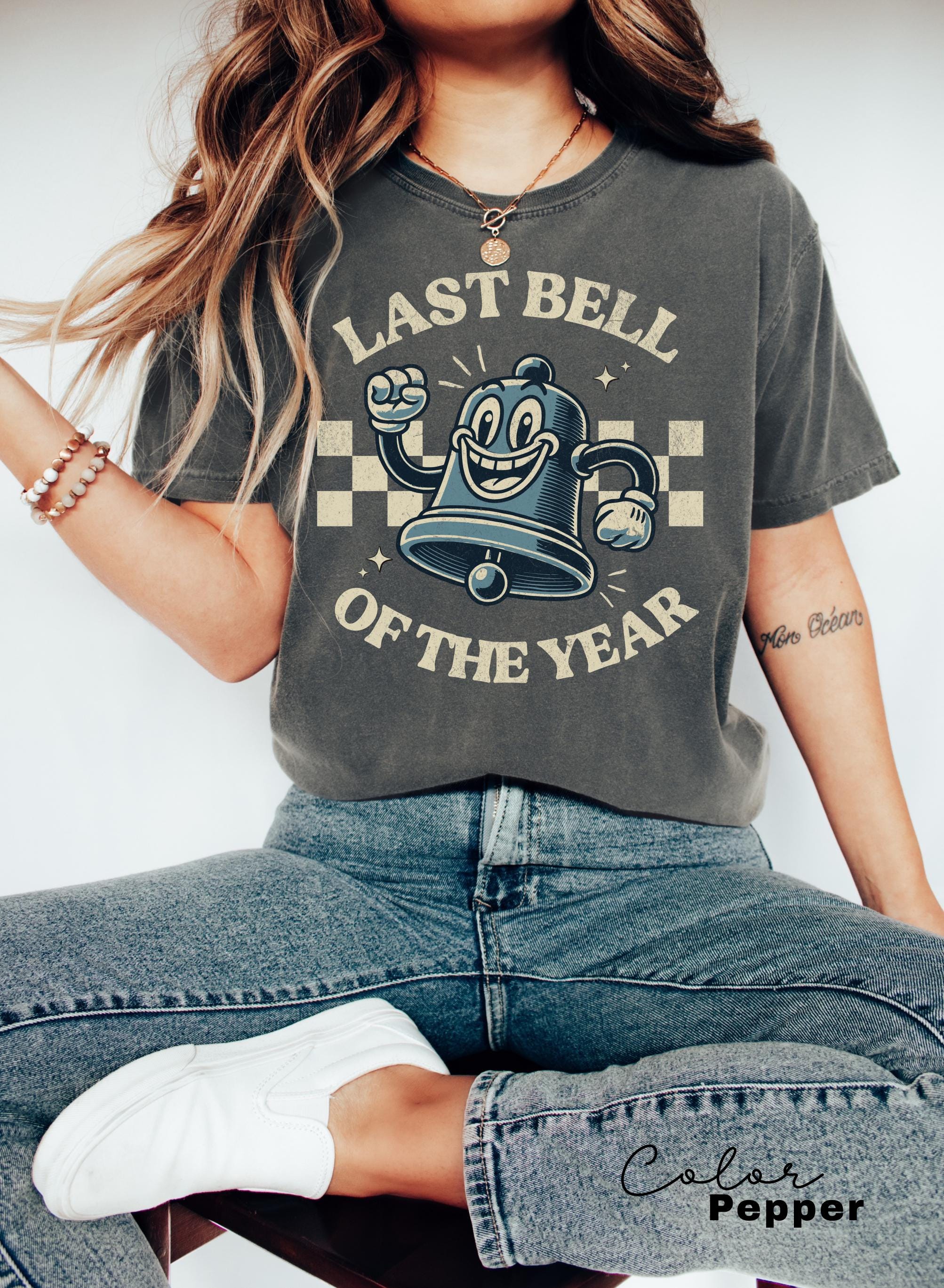 Last Day of School Retro Teacher Summer Shirt, School's Out For Summer Shirt, Happy Last Day Of School Shirt, End Of the School Year,