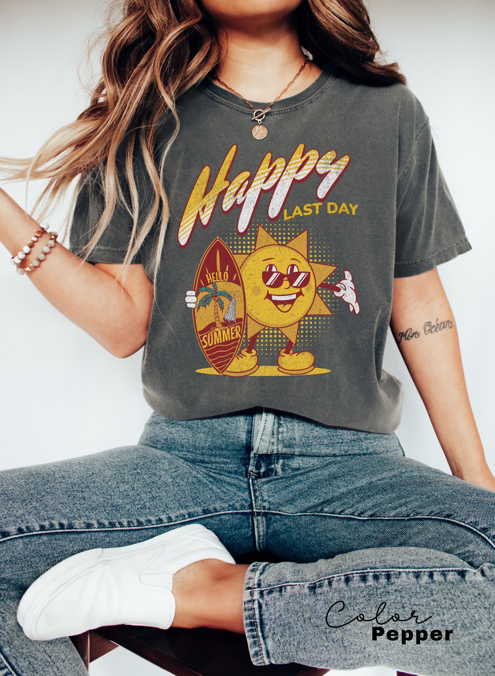 Happy Last Day Retro Teacher Summer Shirt, School's Out For Summer Shirt, Happy Last Day Of School Shirt, End Of the School Year, Beach