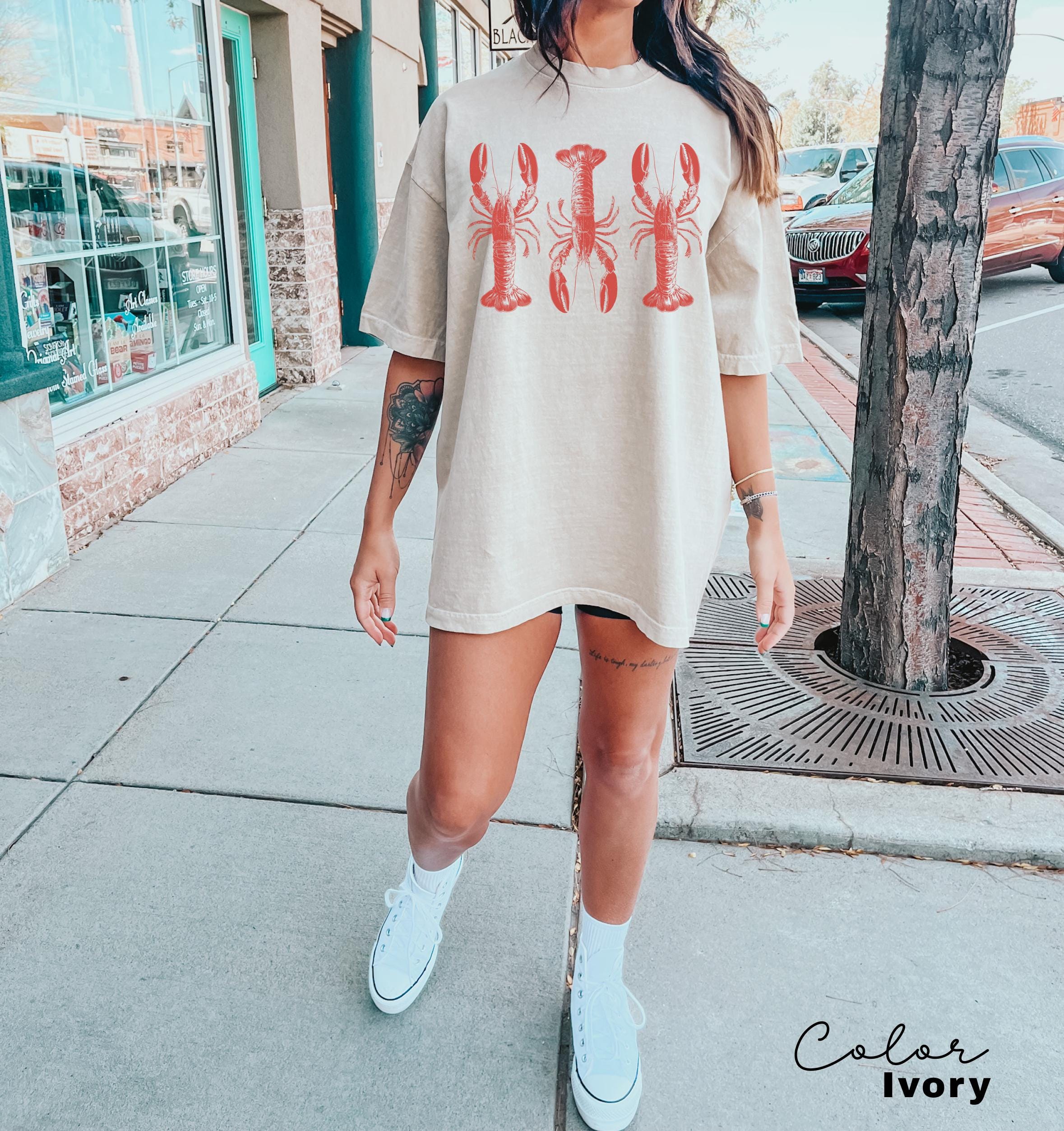 Lobster Shirt, Seafood TShirt, Retro Summer Shirt, Coastal Aesthetic, Vintage Inspired, Lobsters T Shirt, Beach Vacation, Comfort Colors