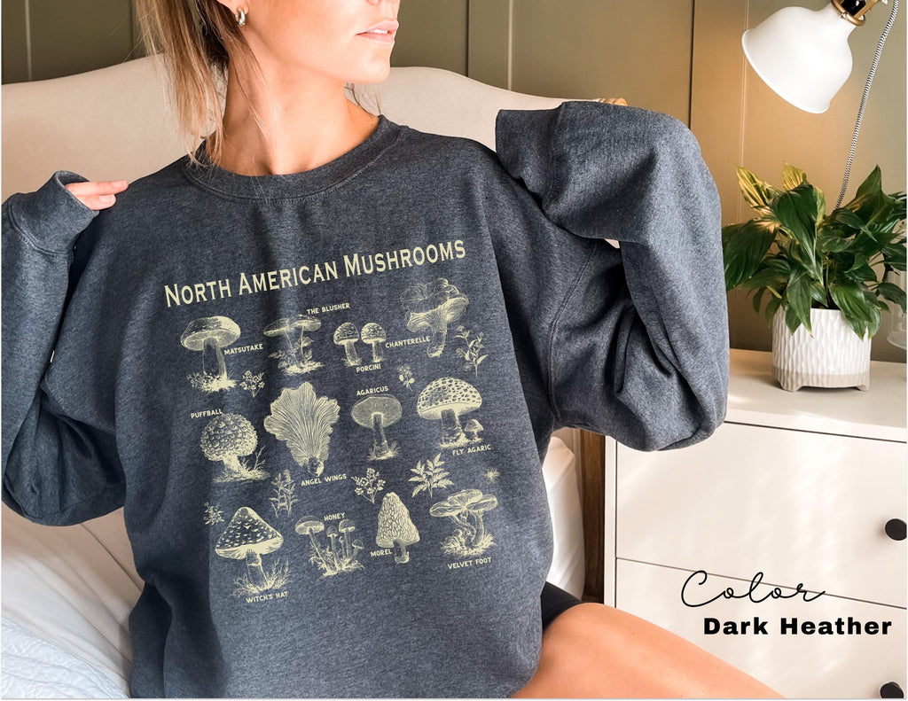 Vintage Mushroom Sweatshirt, Nature Lover Sweatshirt, Mushroom Collector, Goblincore Sweatshirt, Cottage Core Aesthetic, Botanica Crewneck