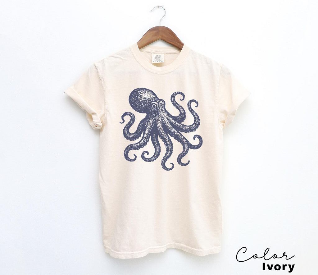 Octopus Shirt, 90s Vintage Style Tshirt, Retro Comfort Colors Y2k Ocean Shirt, Scuba Diver Gift, Ocean Animal Lover, Retro Ocean Animal Tee,