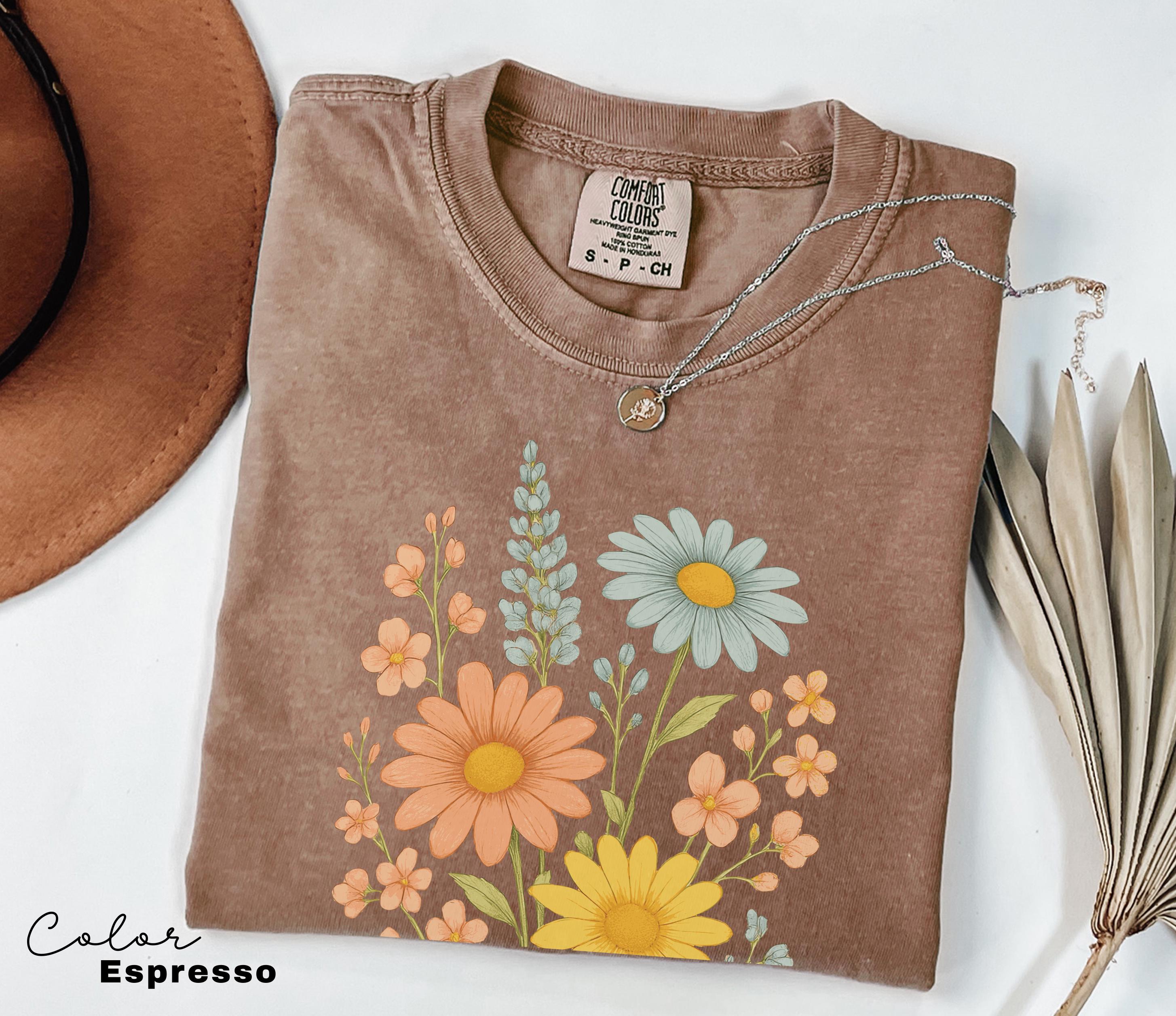 Sunflower Shirt, Comfort Colors Vintage Flowers Tshirt, Summer Wildflower Shirt, Boho Tee, Botanical Shirt, Sunflower Lover Gifts For Her